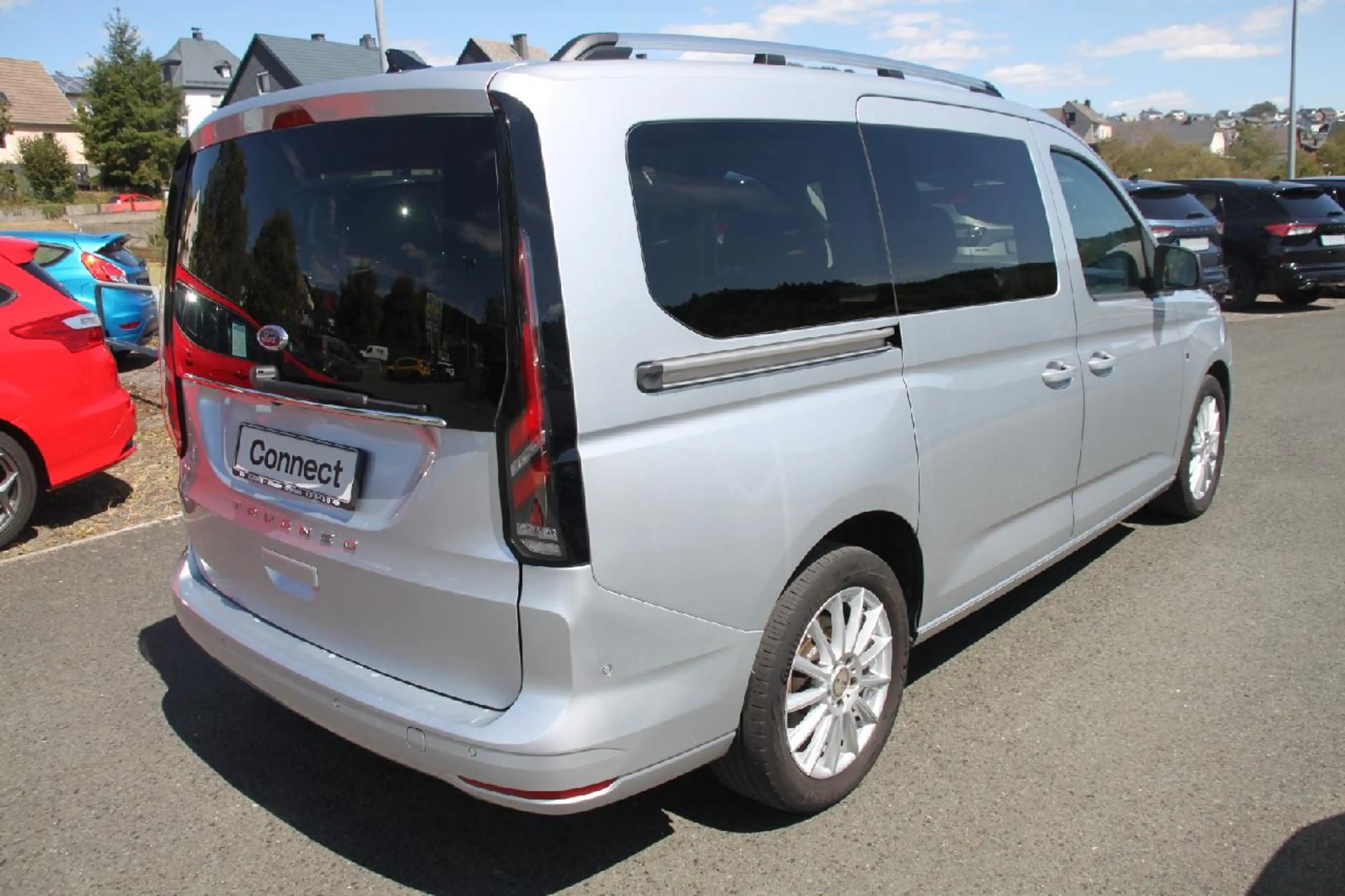 Ford Grand Tourneo Titanium+LED+RFK+KLIMA+LMF+NAVI+AHK+ — photo 5