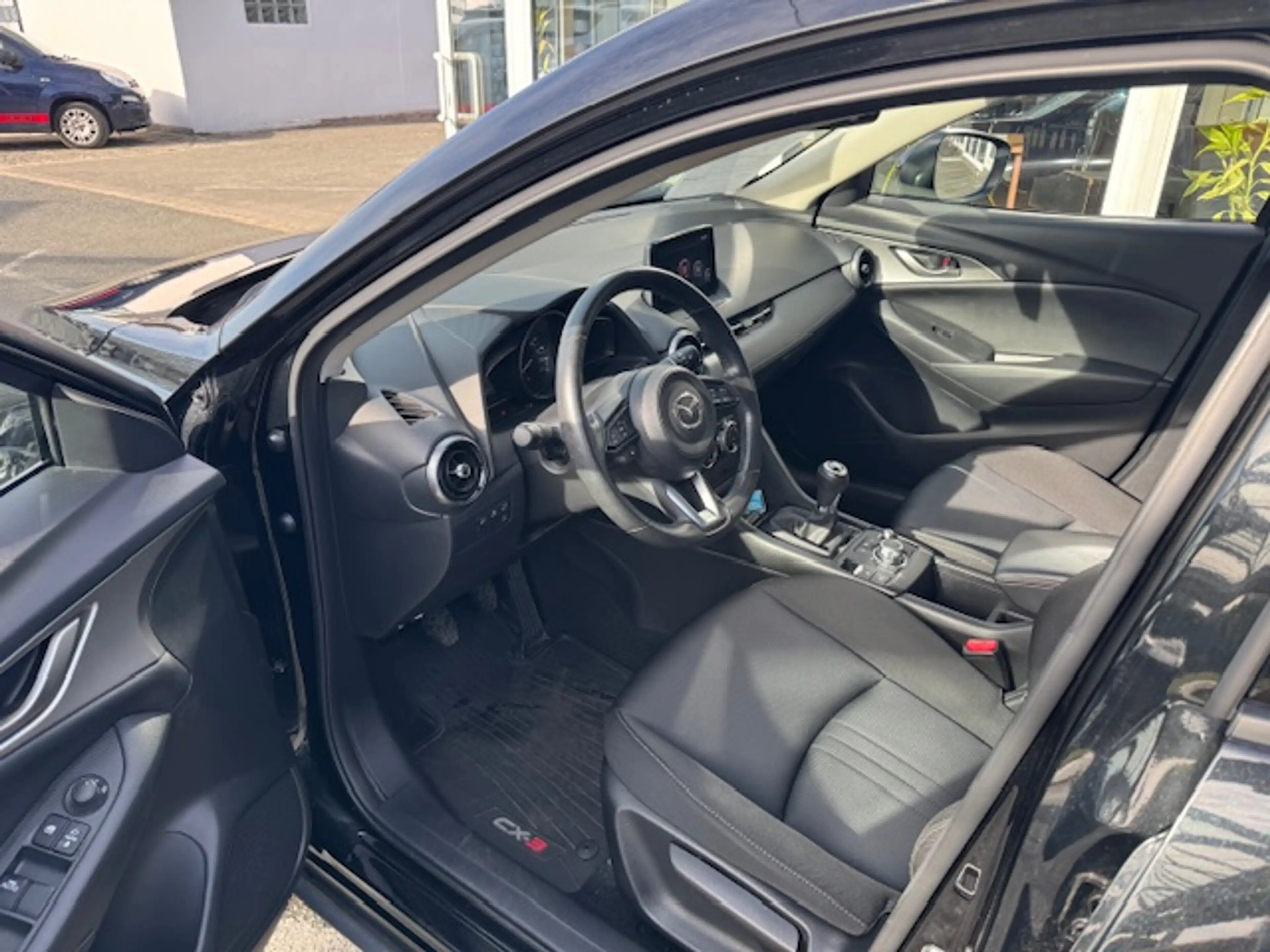 Mazda CX-3 SKYACTIV-G FWD 89 kW (121 PS) Exclusive — photo 8