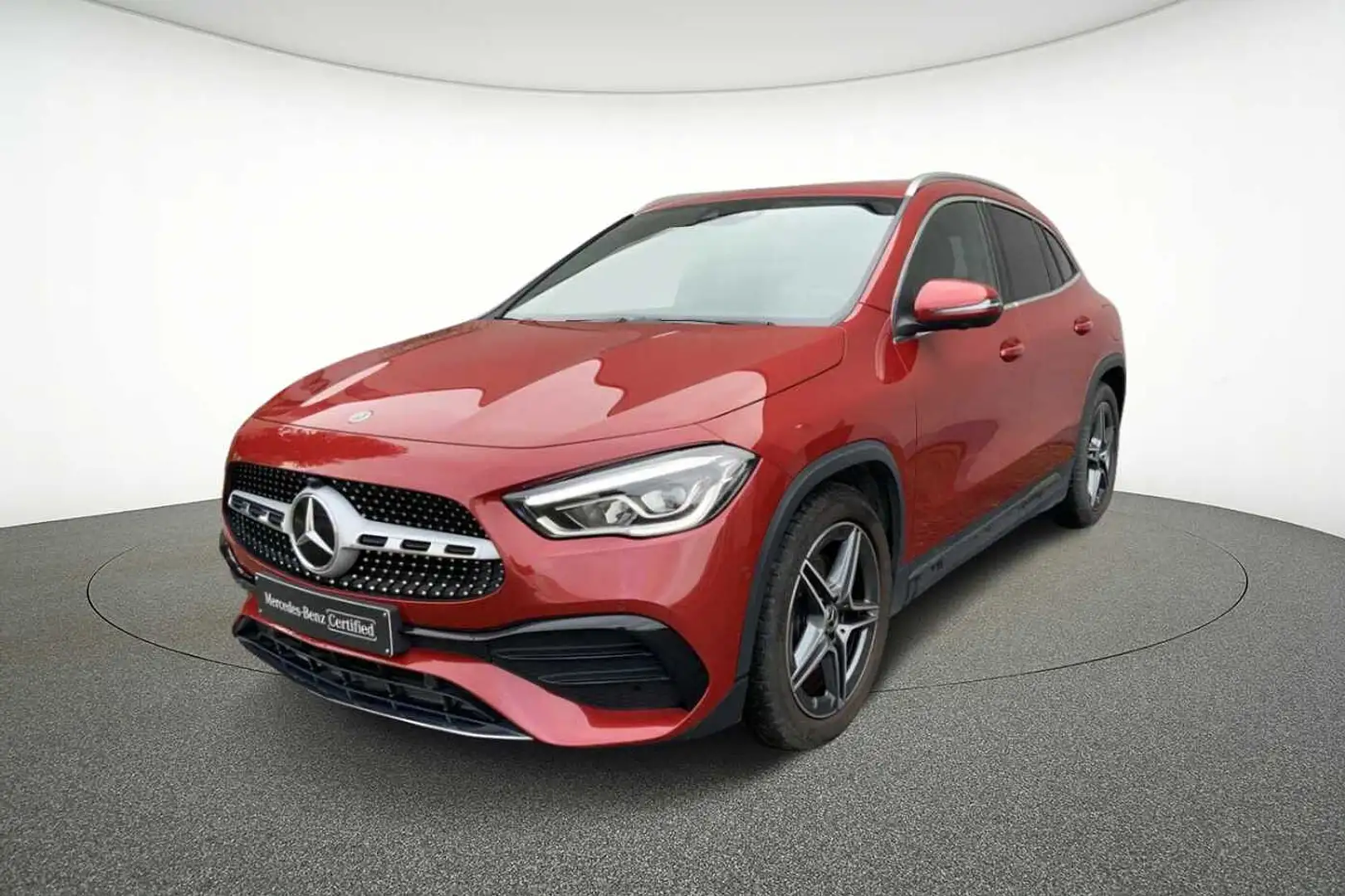 Mercedes-Benz GLA 200 AMG Line Rosso - 1