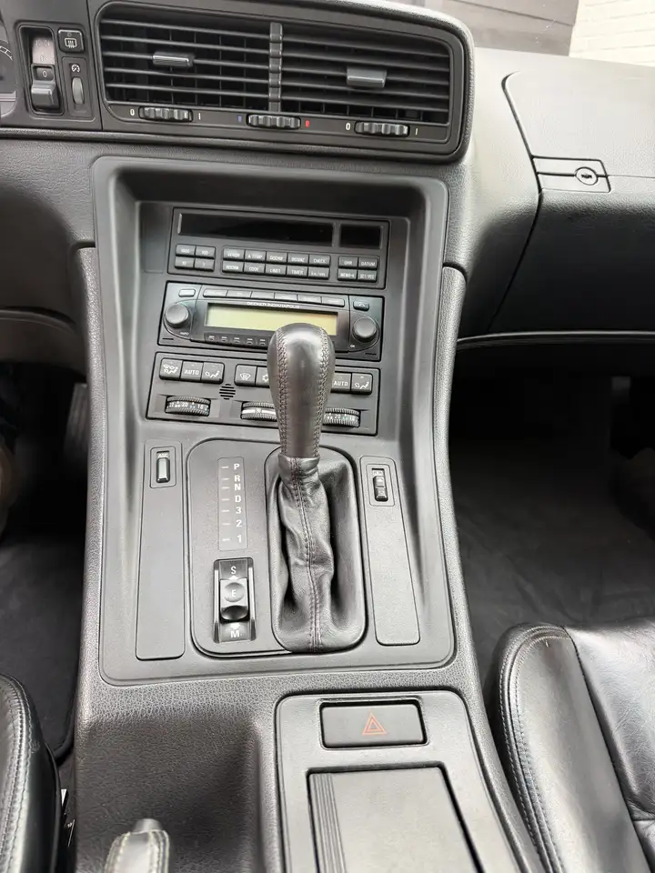 BMW 850 Ci, foto 9