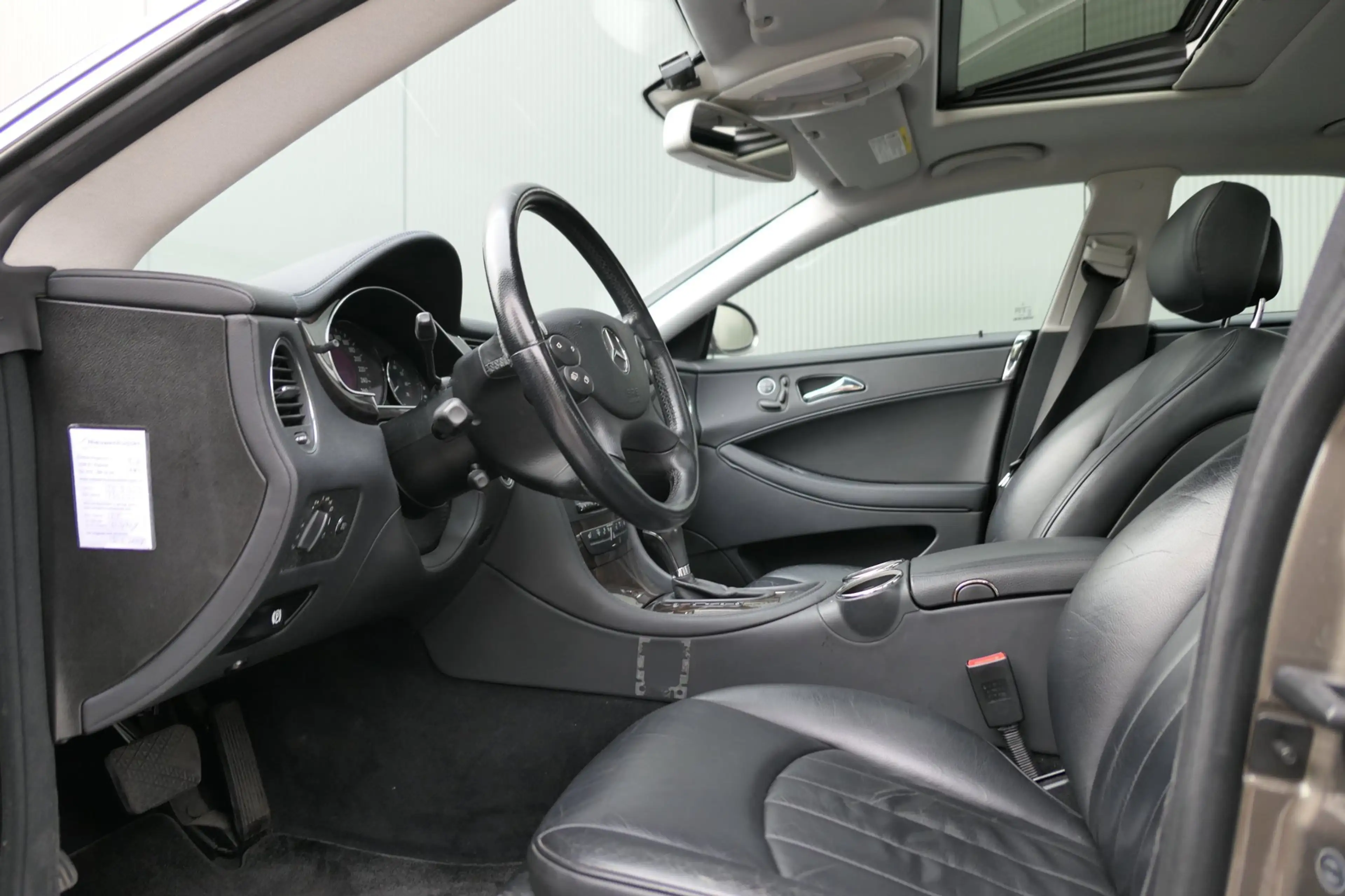 Mercedes-Benz CLS 350 CGI Facelift Youngtimer Carplay Schuifdak Leder — photo 3