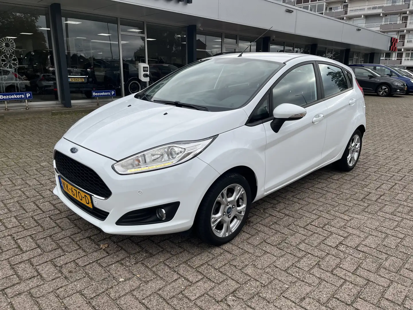 Ford Fiesta 1.0 Style Ultimate Airco Cruise lmv Navi Nap Weiß - 1