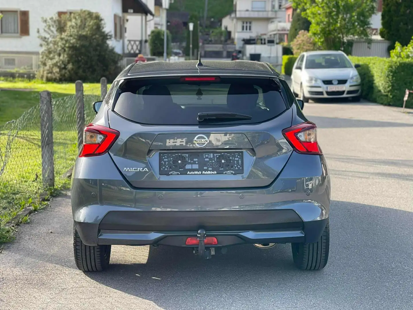 Nissan Micra N-Way TOP ZUSTAND *WENIG KM *AHK *RFK *SZH *NAVI Grau - 2