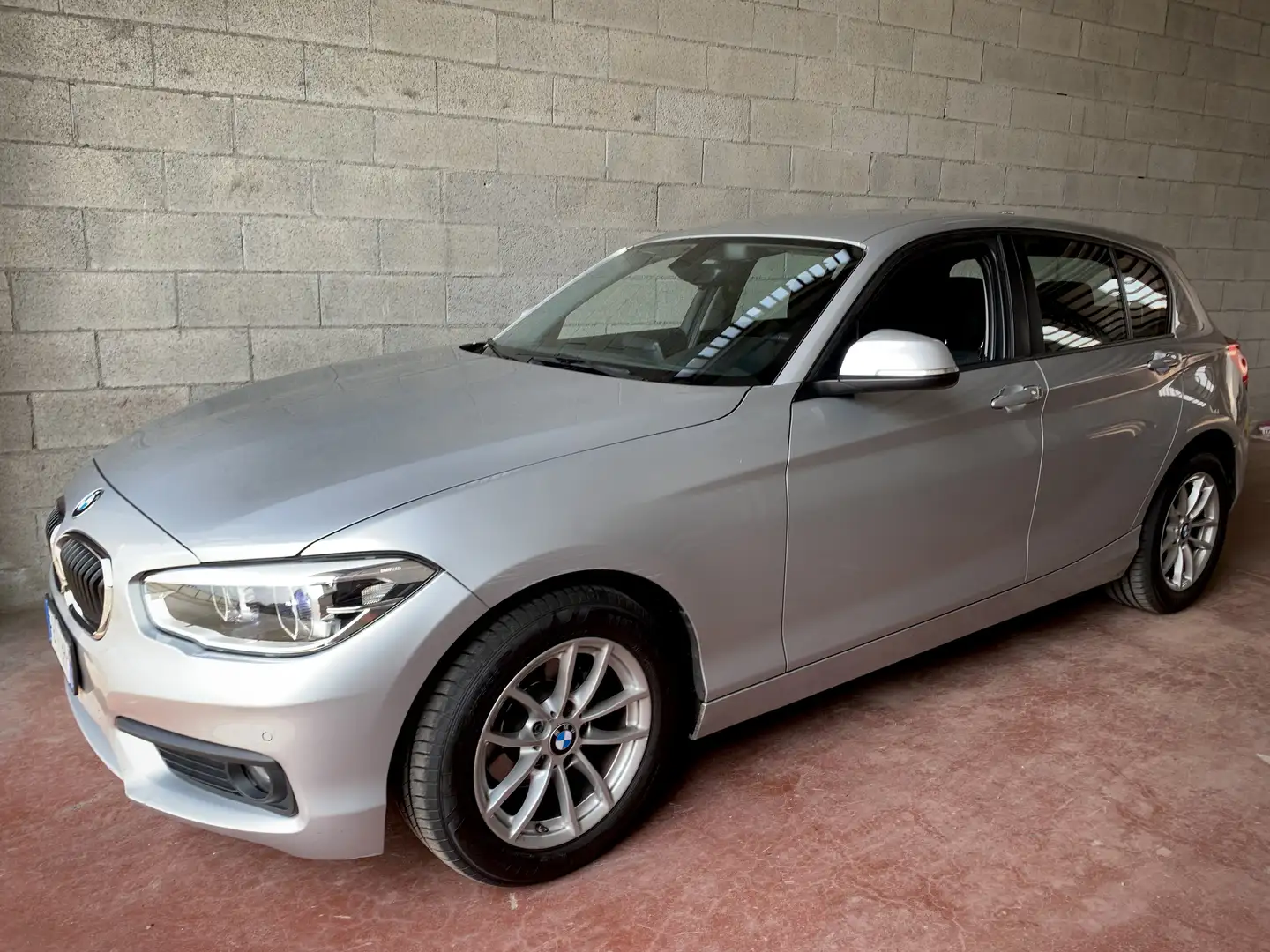BMW 116 116D Urban Argento - 1