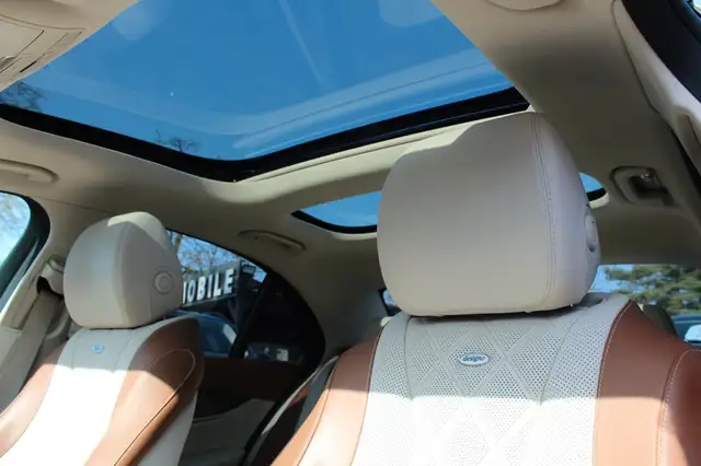 Mercedes-Benz E 450 1.Hand DESIGNO 4M PANO DISTR MEMOR 19" AHK