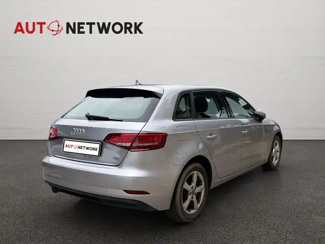 Audi A3 view 4
