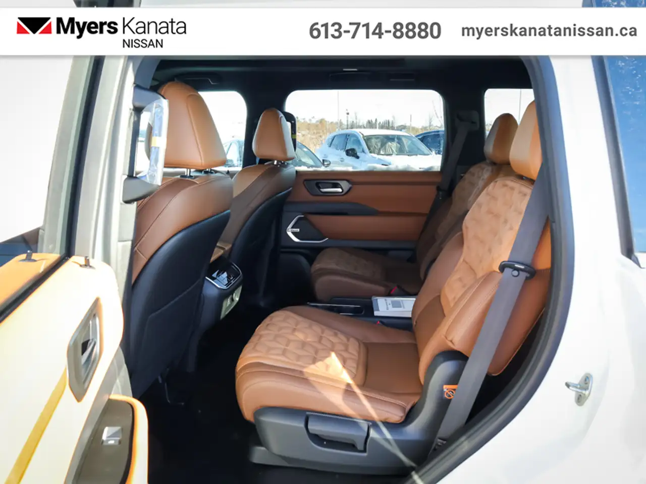 Nissan Armada снимка Nissan Armada