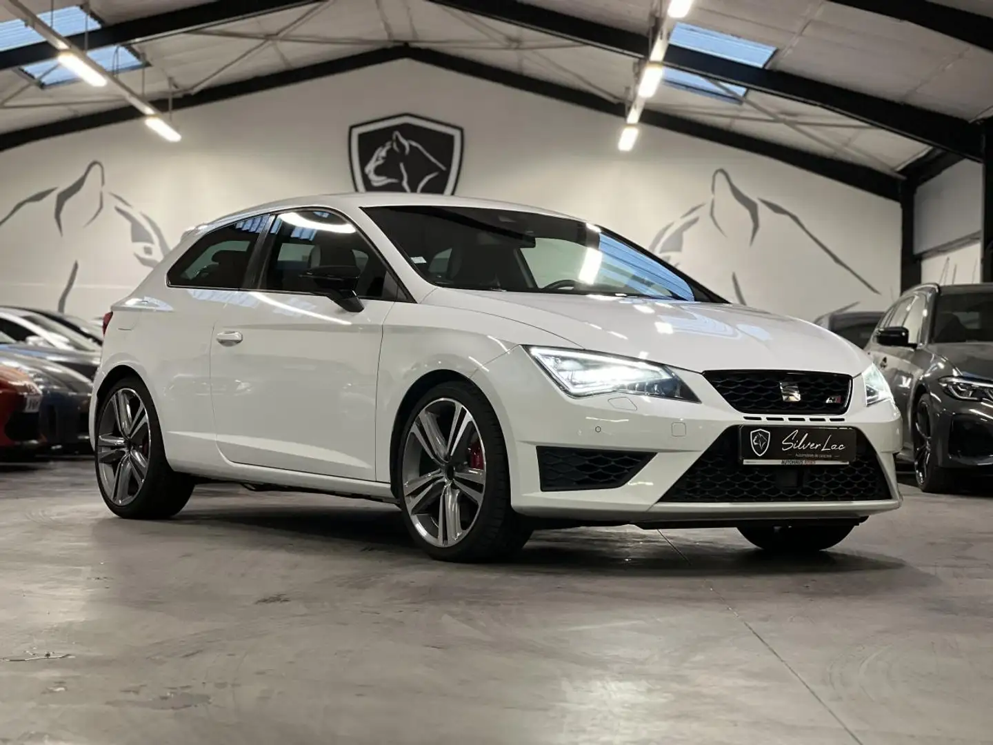 SEAT Leon SC 2.0 16V TSI Cupra 280 DSG Faible Kilométrage - Carnet VW Blanc - 1