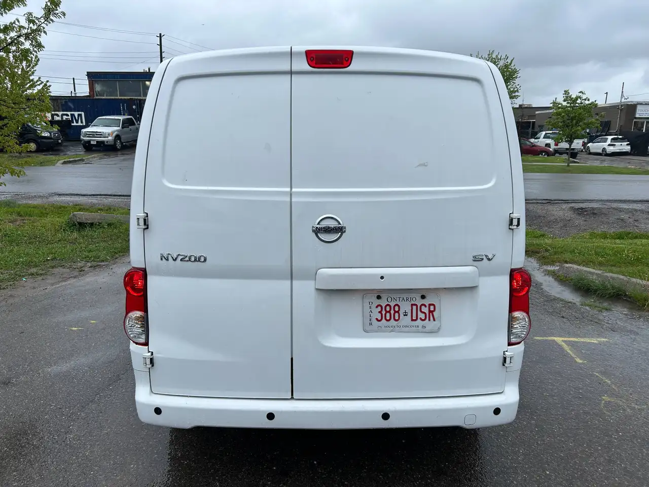 Nissan NV200 снимка Nissan NV200