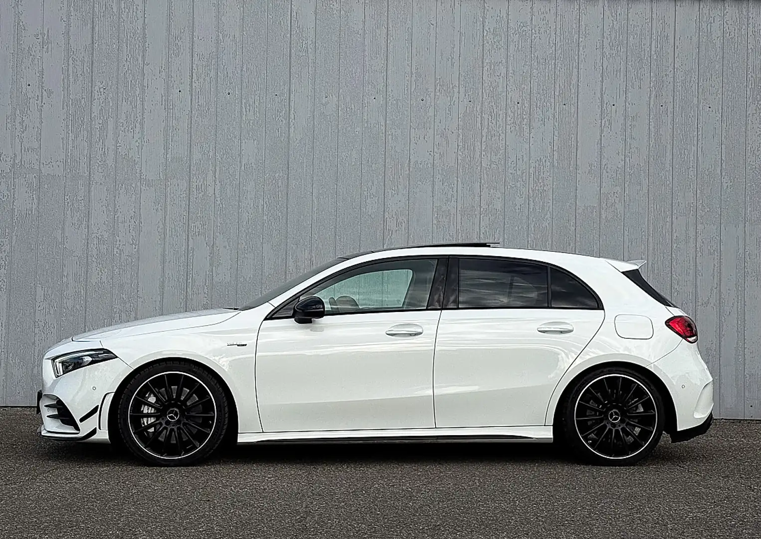Mercedes-Benz A 35 AMG 4MATIC Aut. Weiß - 2