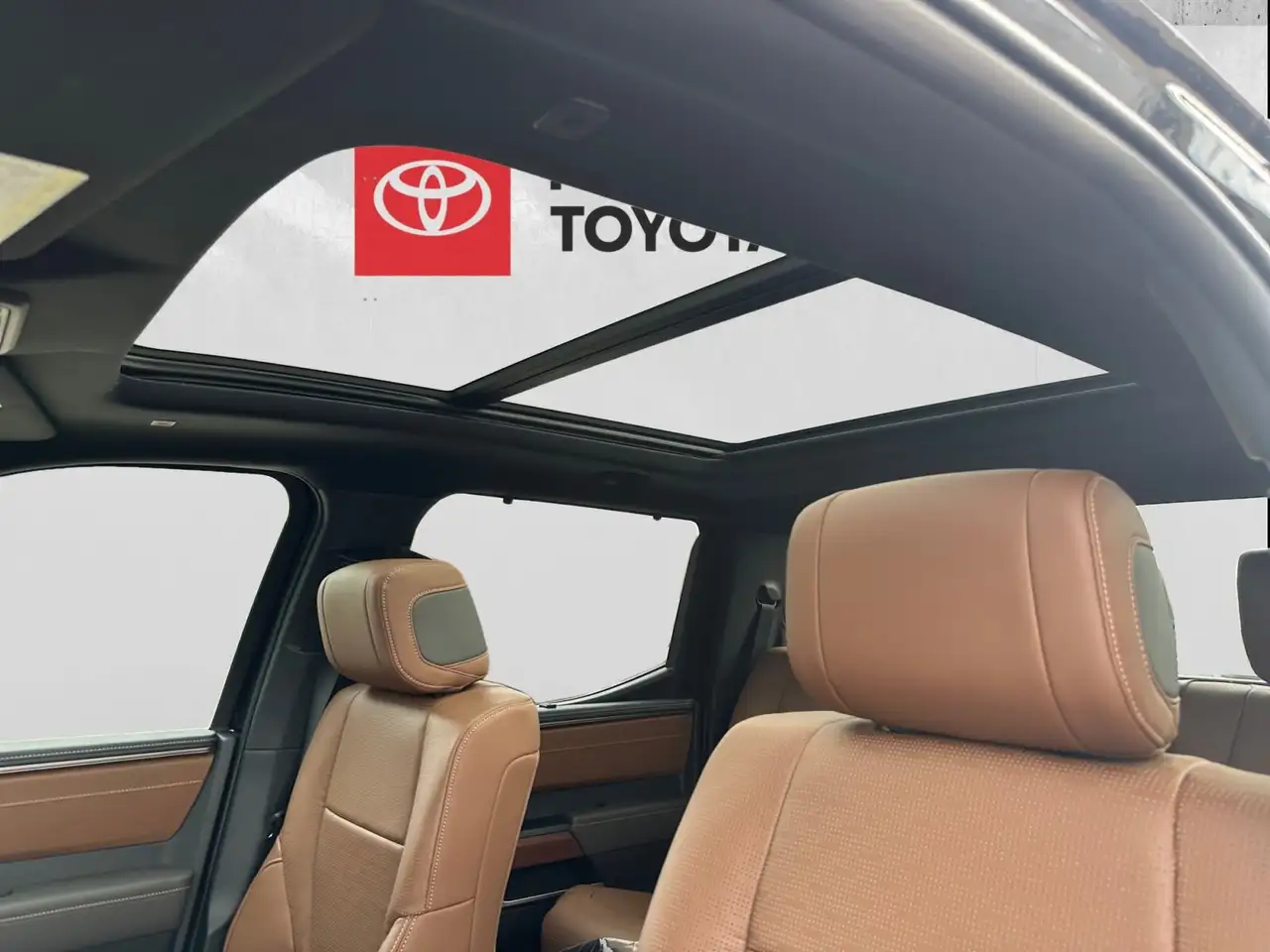 Toyota Tundra снимка Toyota Tundra