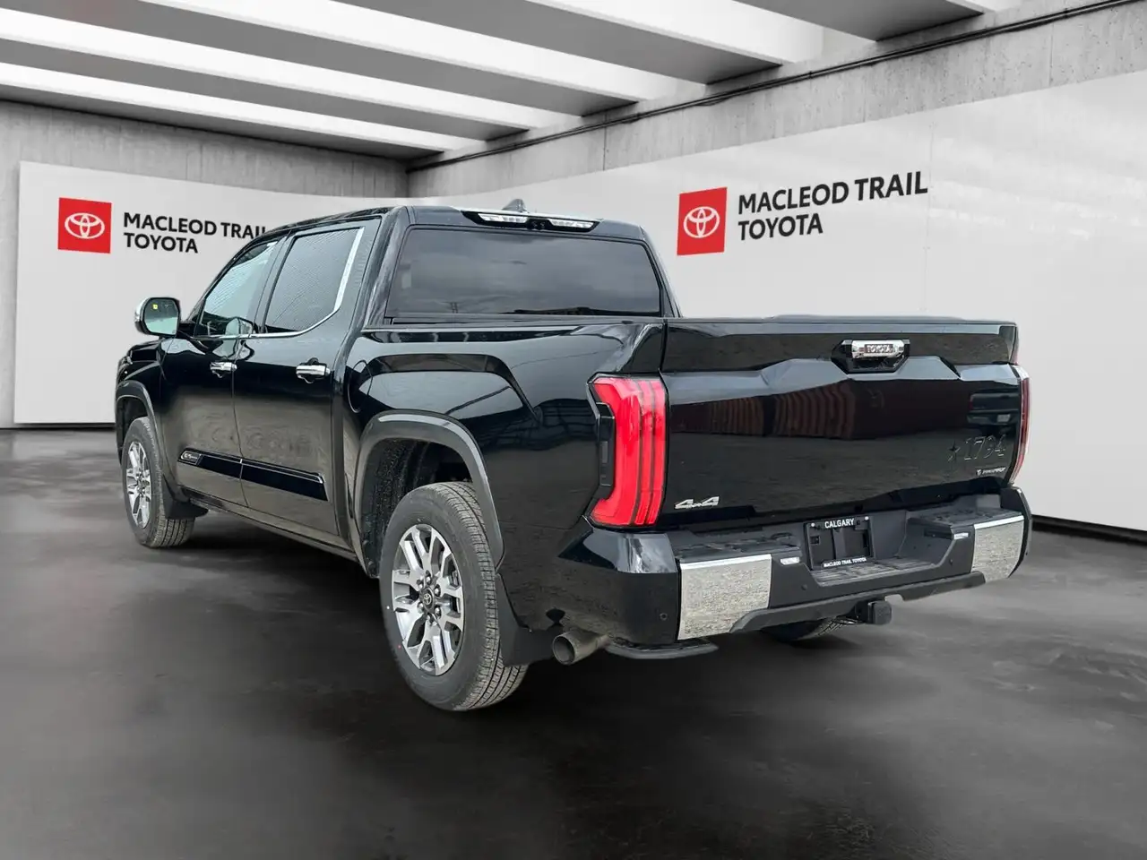 Toyota Tundra снимка Toyota Tundra