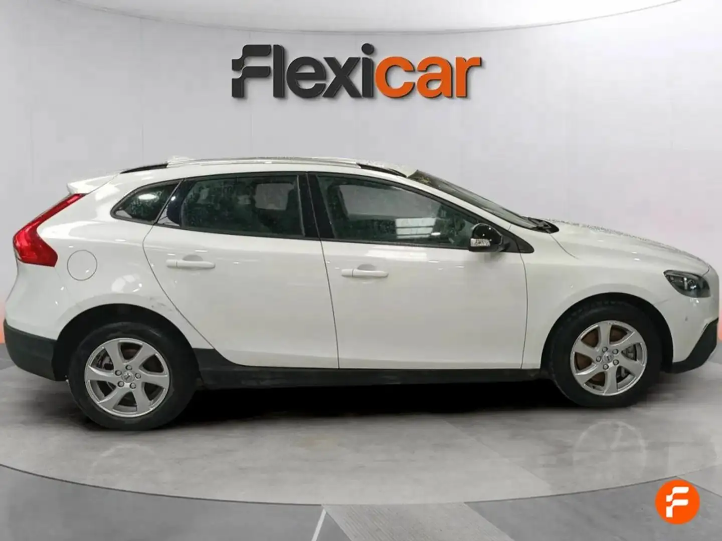 Volvo V40 2.0 D2 Cross Country Blanco - 2