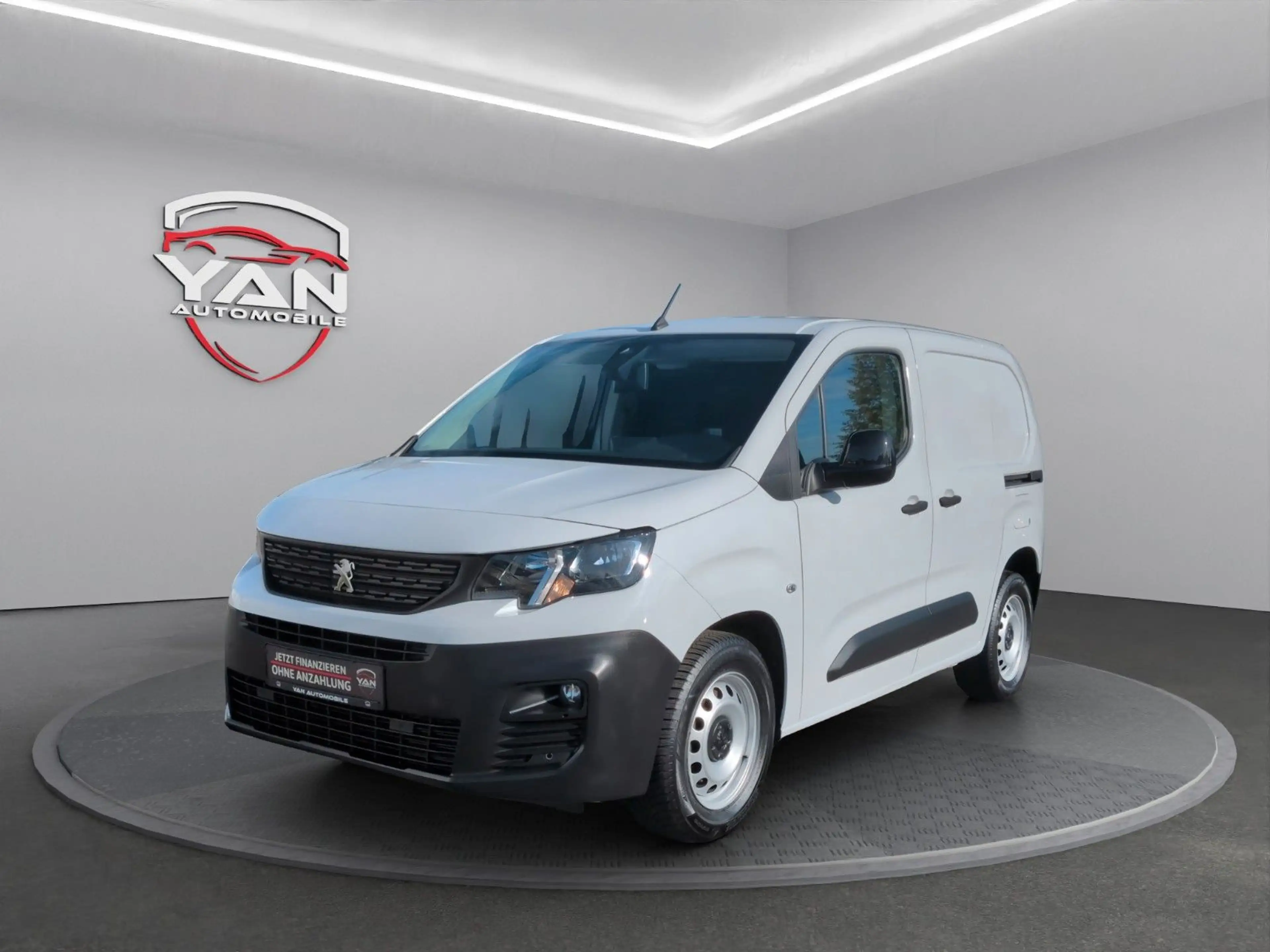 Peugeot Partner L1 1.5 HDI*AHK*NAVI*Kamera*Tempomat*220V