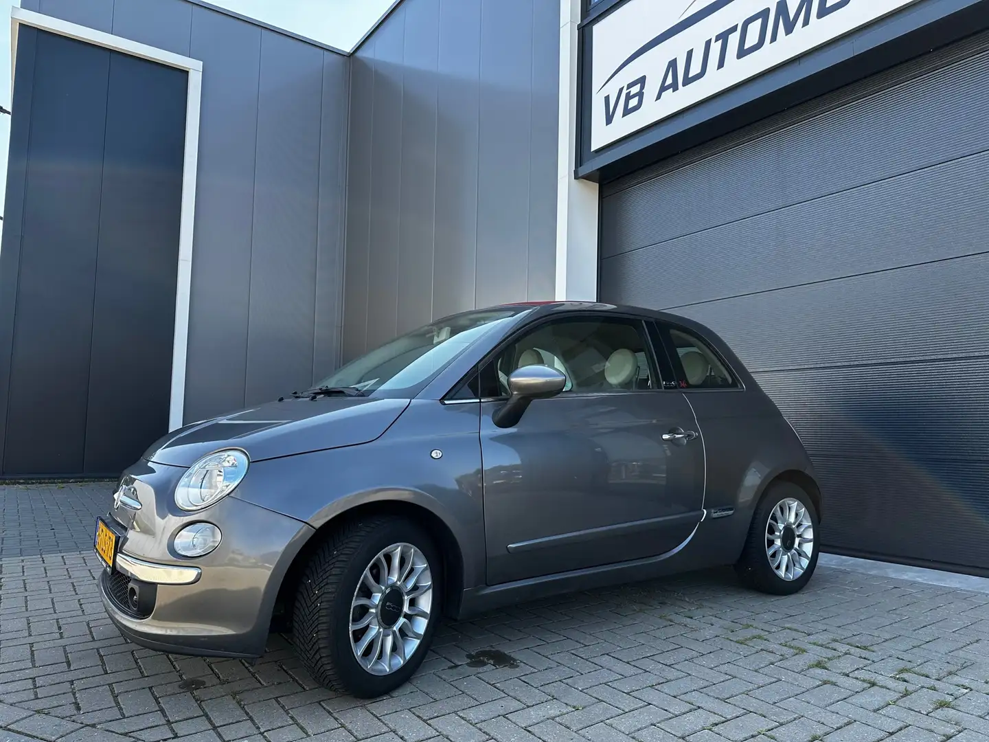 Fiat 500C 1.2 Lounge | Softtop/Cabrio | Sensoren | Airco | L Gris - 2