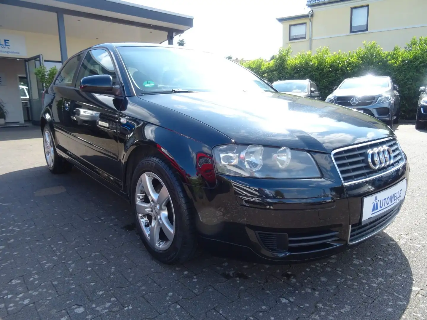 Audi A3 1.6 Attraction KLIMAAUT. SERVO Black - 2