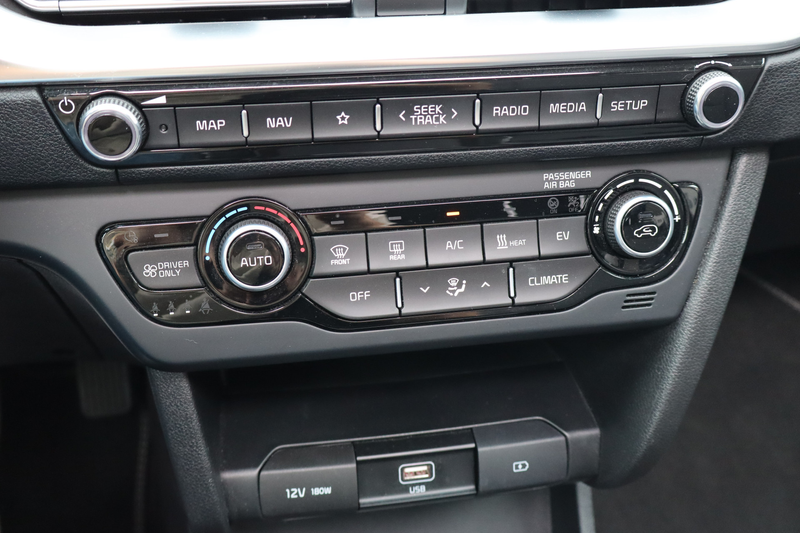 Kia e-Niro DynamicPlusLine 64 kWh Panoramadak/Stoelverwarming — photo 20