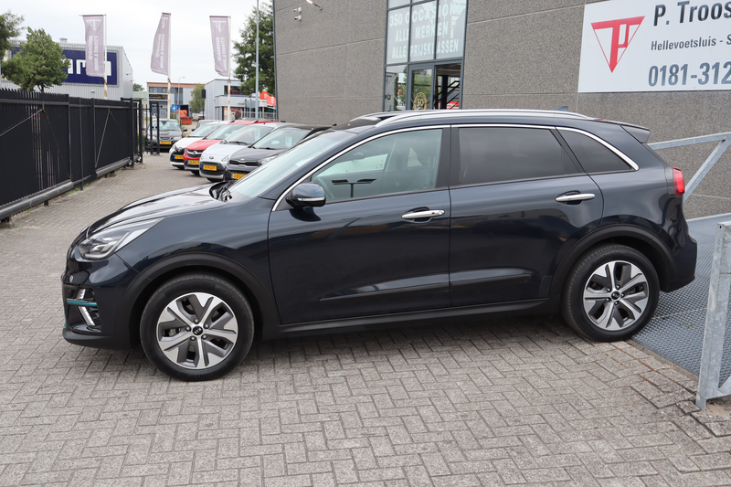 Kia e-Niro DynamicPlusLine 64 kWh Panoramadak/Stoelverwarming — photo 5