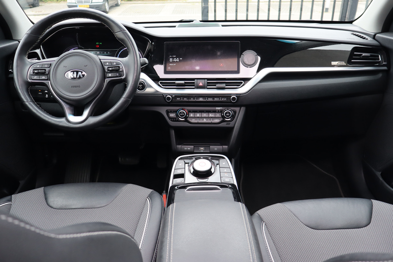 Kia e-Niro DynamicPlusLine 64 kWh Panoramadak/Stoelverwarming — photo 14