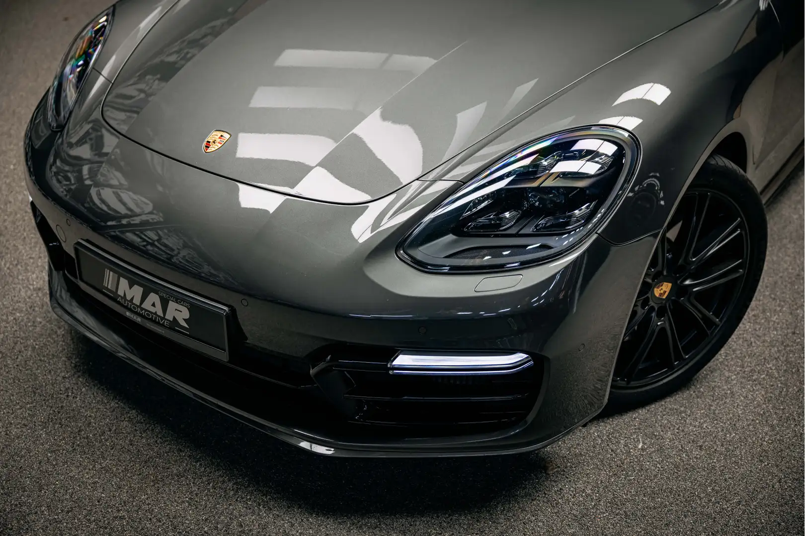 Porsche Panamera Sport Turismo 2.9 4 E-Hybrid In uitstekende staat Grijs - 2