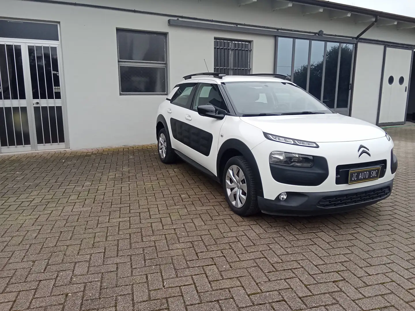 Citroen C4 Cactus C4 Cactus 1.6 bluehdi MOLTO BEL Blanco - 1
