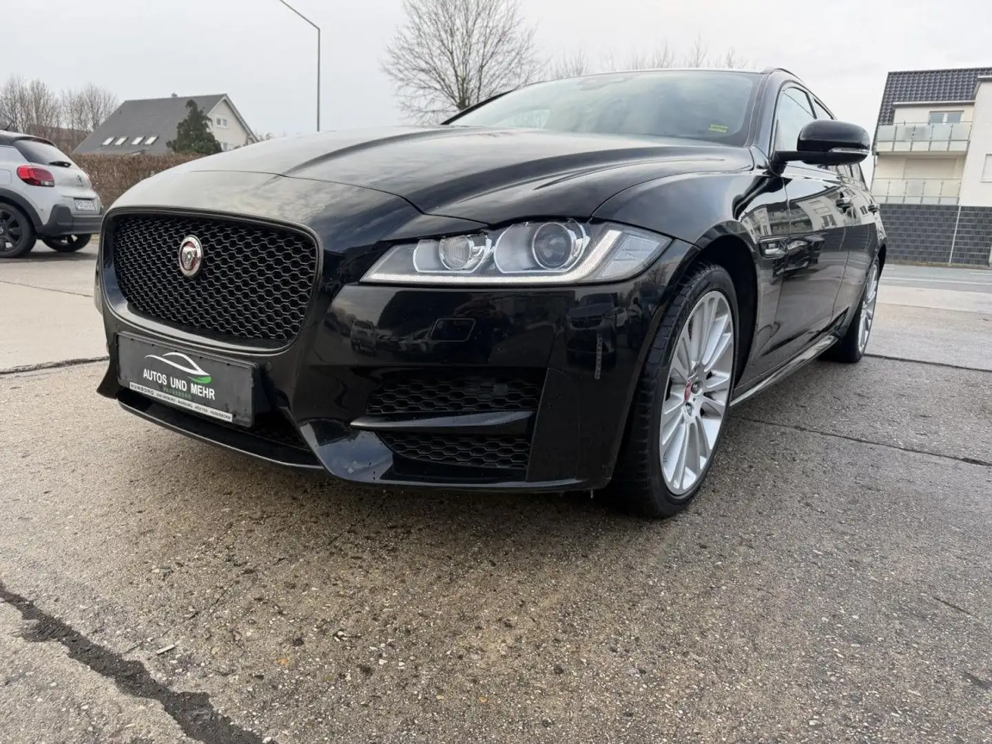 Jaguar XF Sportbrake R-Sport AWD Klima Xenon Navi Schwarz - 2