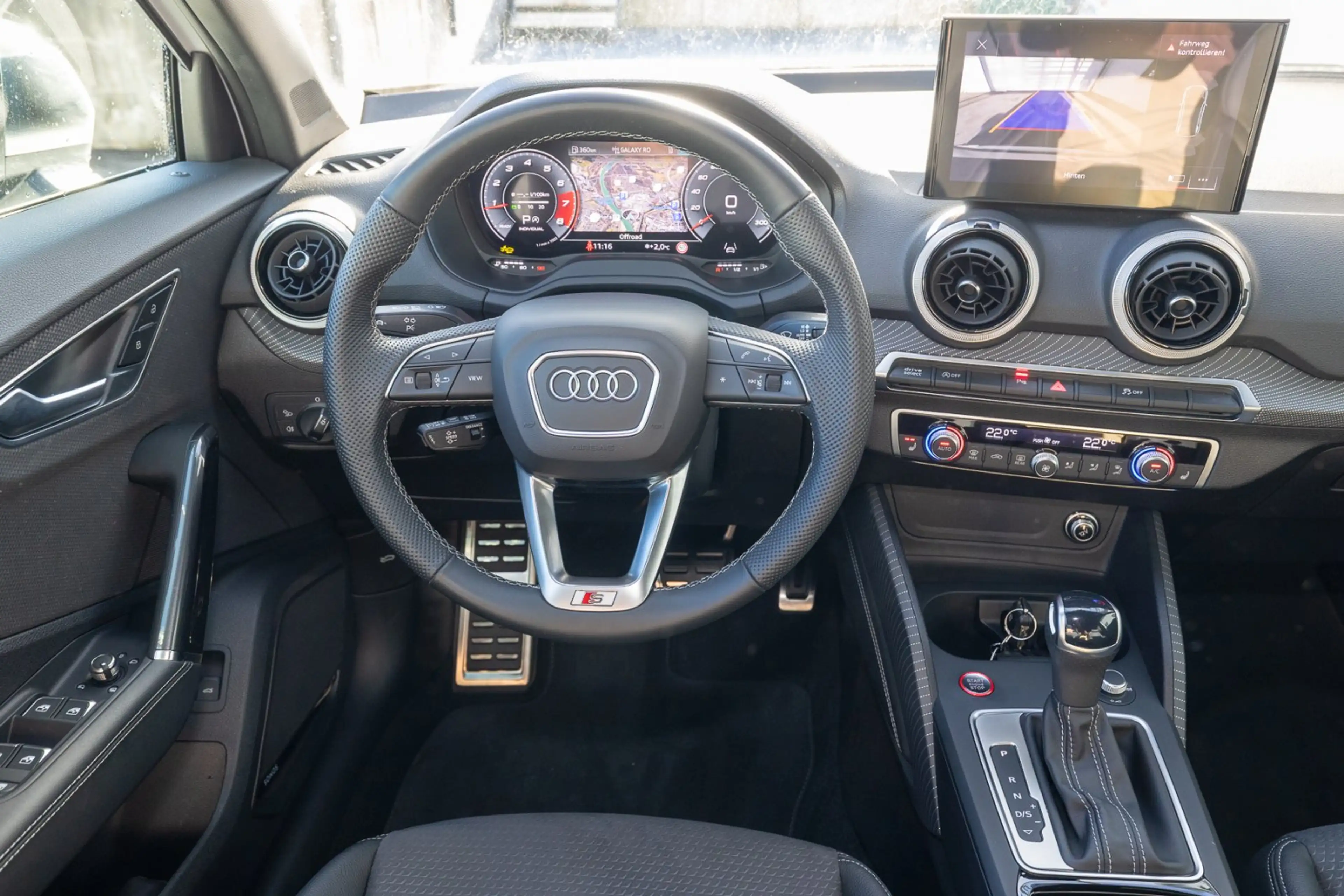 Audi SQ2 2.0 TFSI qu. S tr.(AHK,Matrix,SONOS,ACC,RFK) — photo 12
