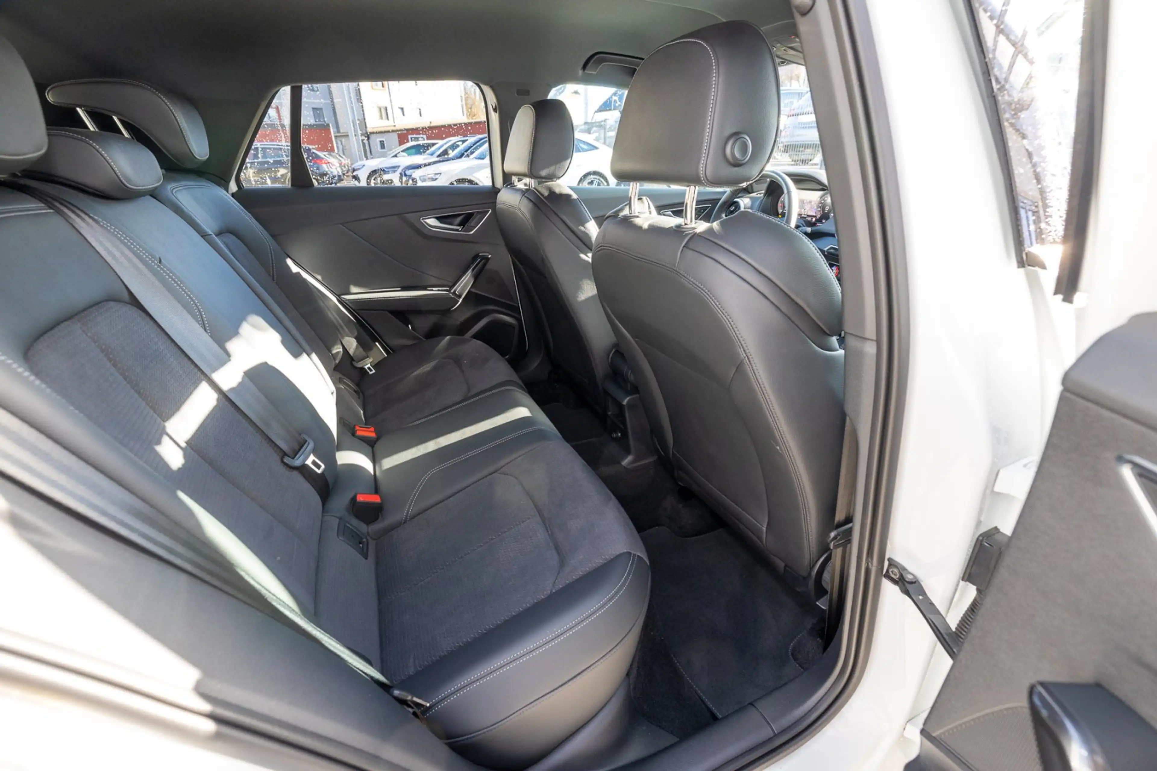Audi SQ2 2.0 TFSI qu. S tr.(AHK,Matrix,SONOS,ACC,RFK) — photo 6