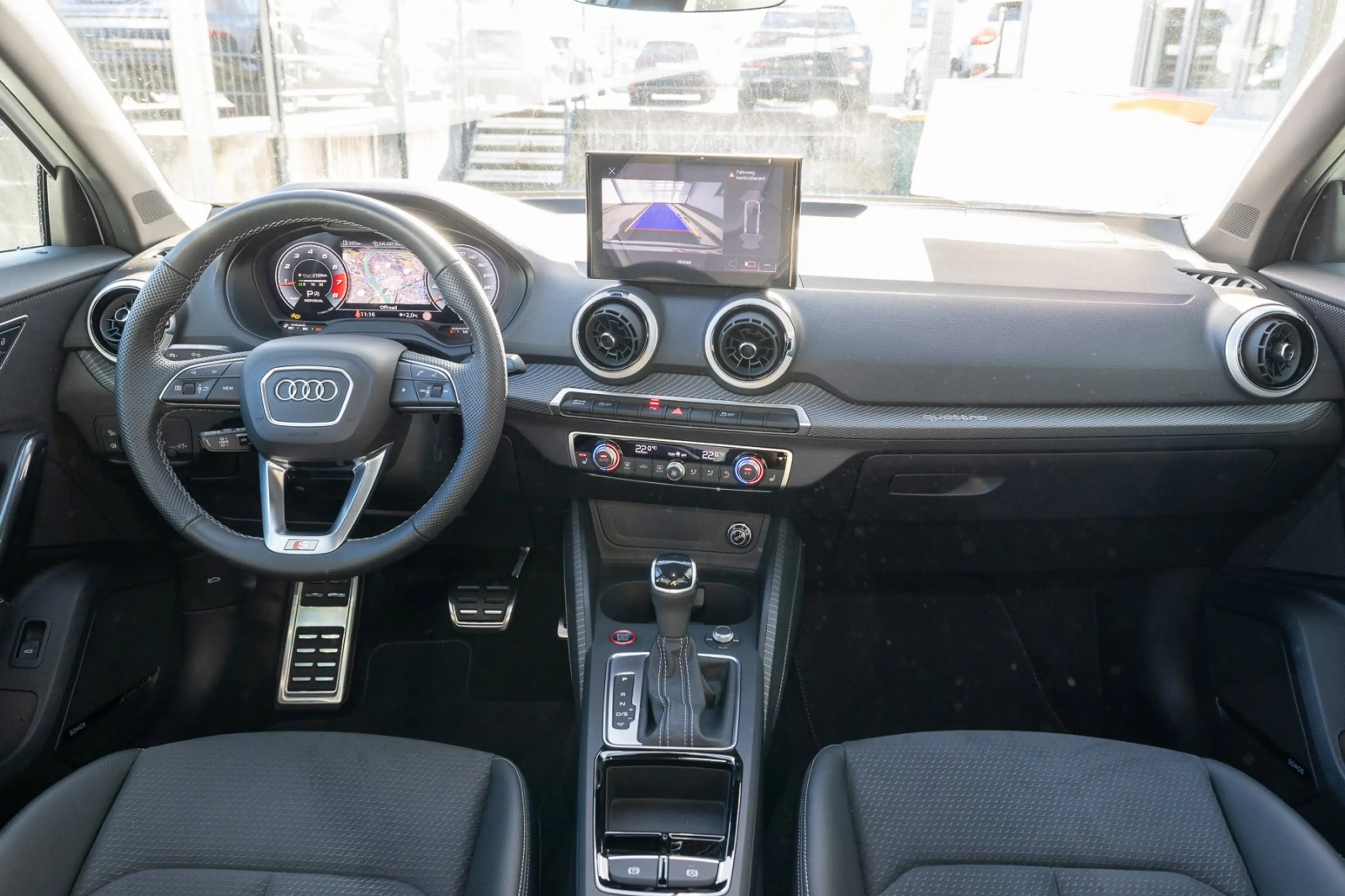 Audi SQ2 2.0 TFSI qu. S tr.(AHK,Matrix,SONOS,ACC,RFK) — photo 2