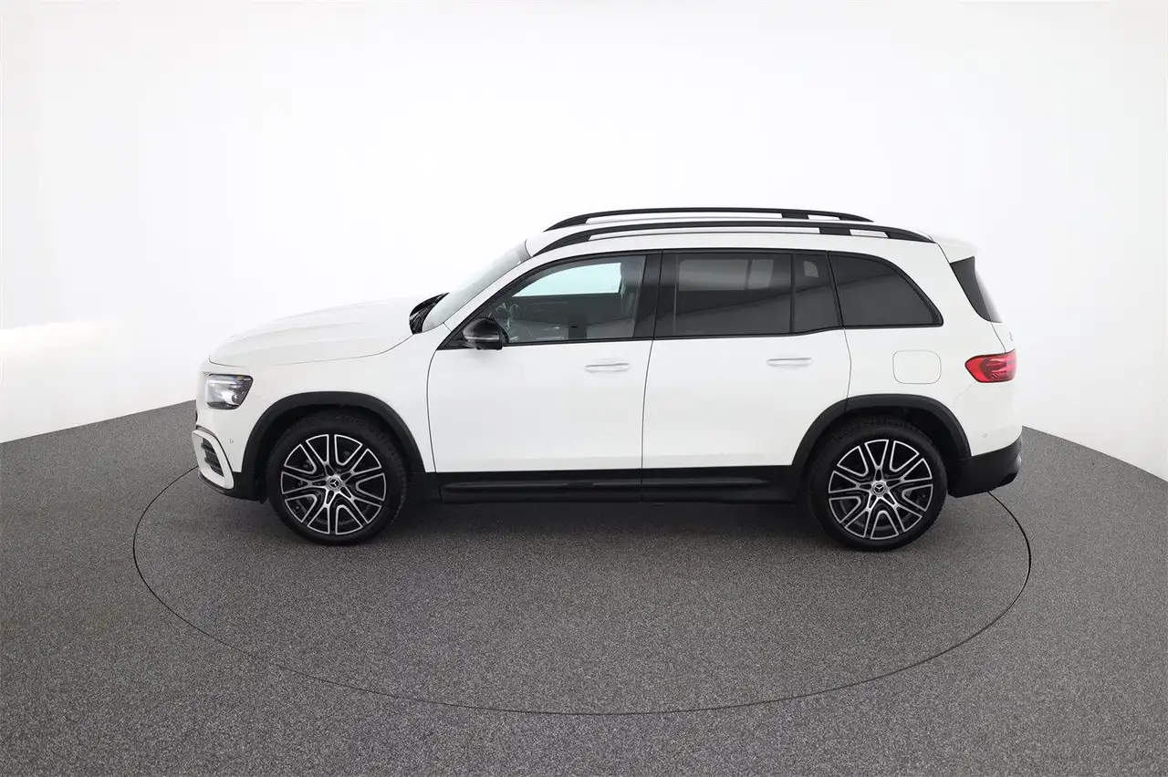 Mercedes-Benz GLB 2026