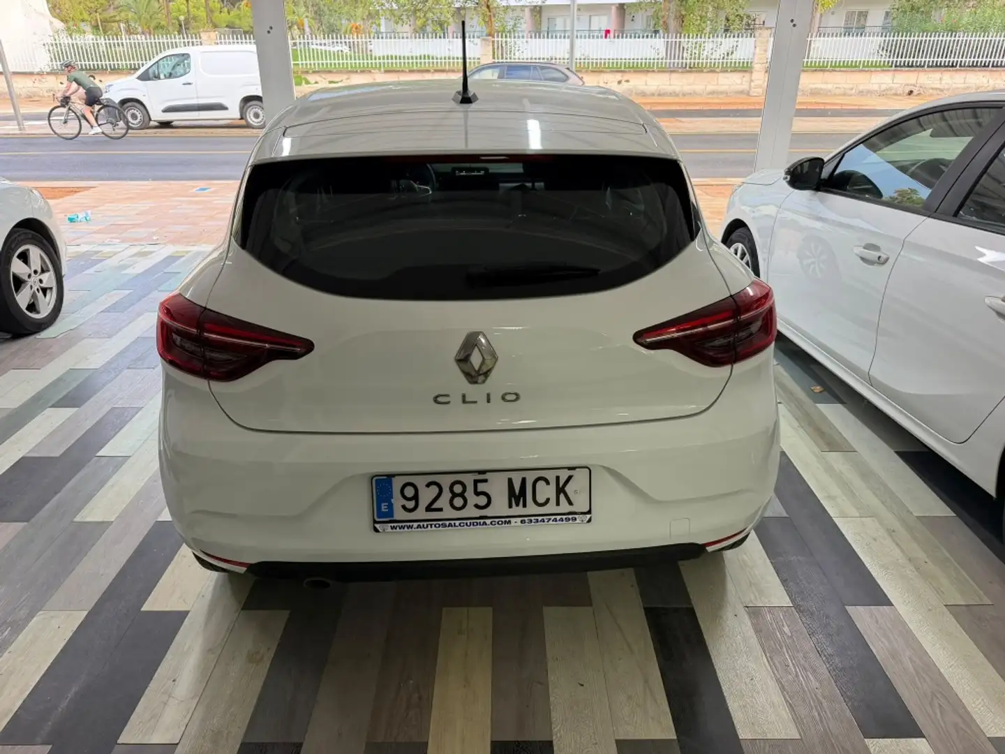 Renault Clio TCe Equilibre 67kW Blanco - 2