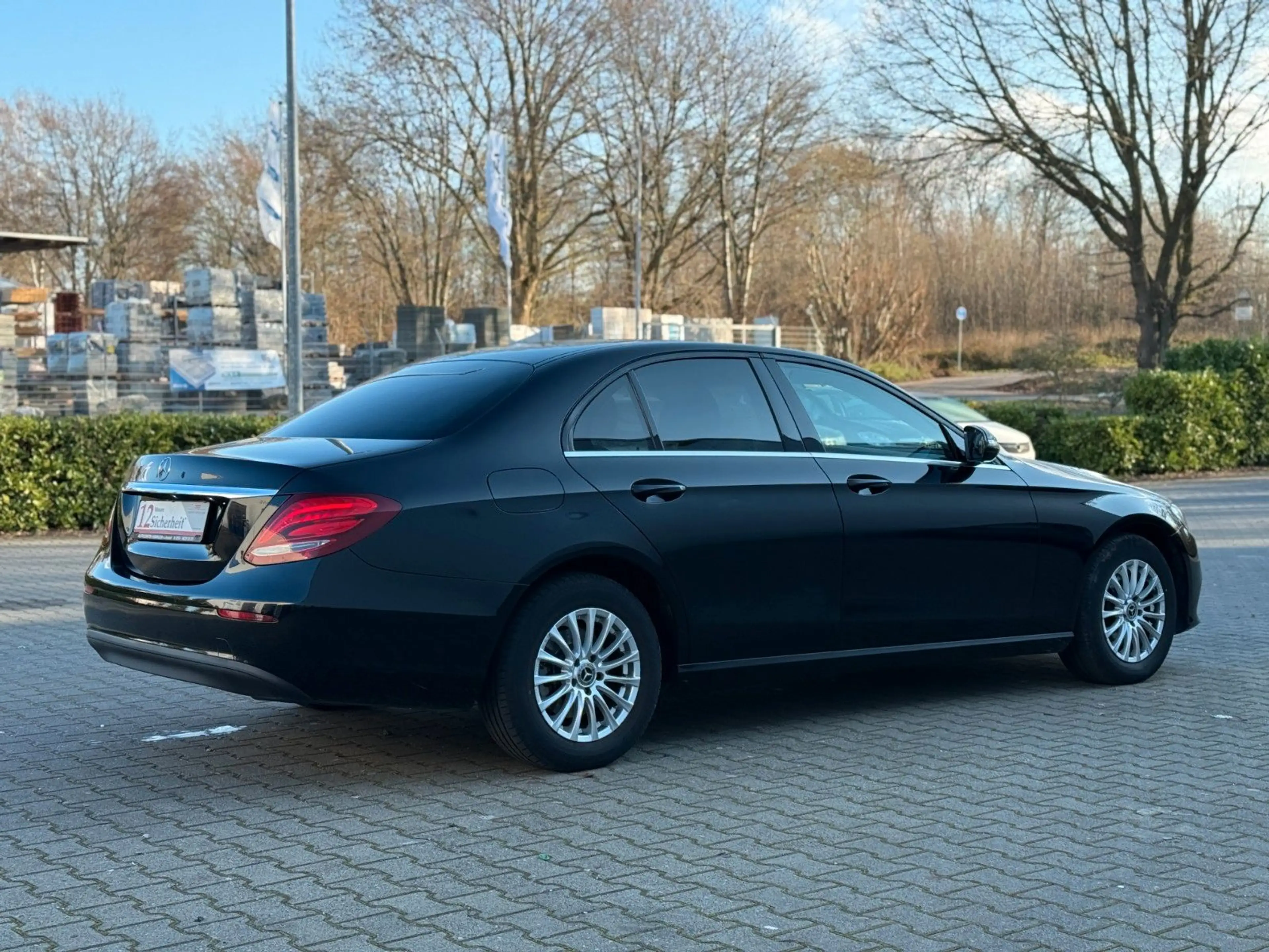 Mercedes-Benz E 200 d Limousine Garantie* Sitzheizung* Leder* — photo 10