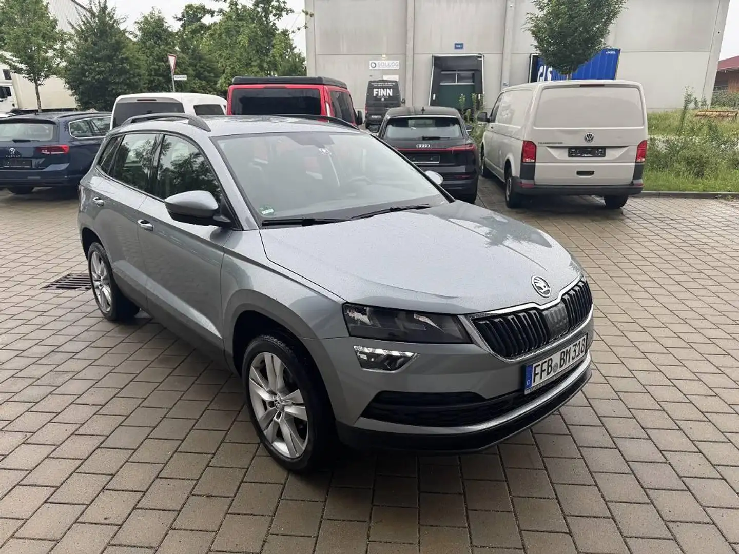 Skoda Karoq 1.5 TSI *TOP-Ausstattung* STYLE Grau - 1