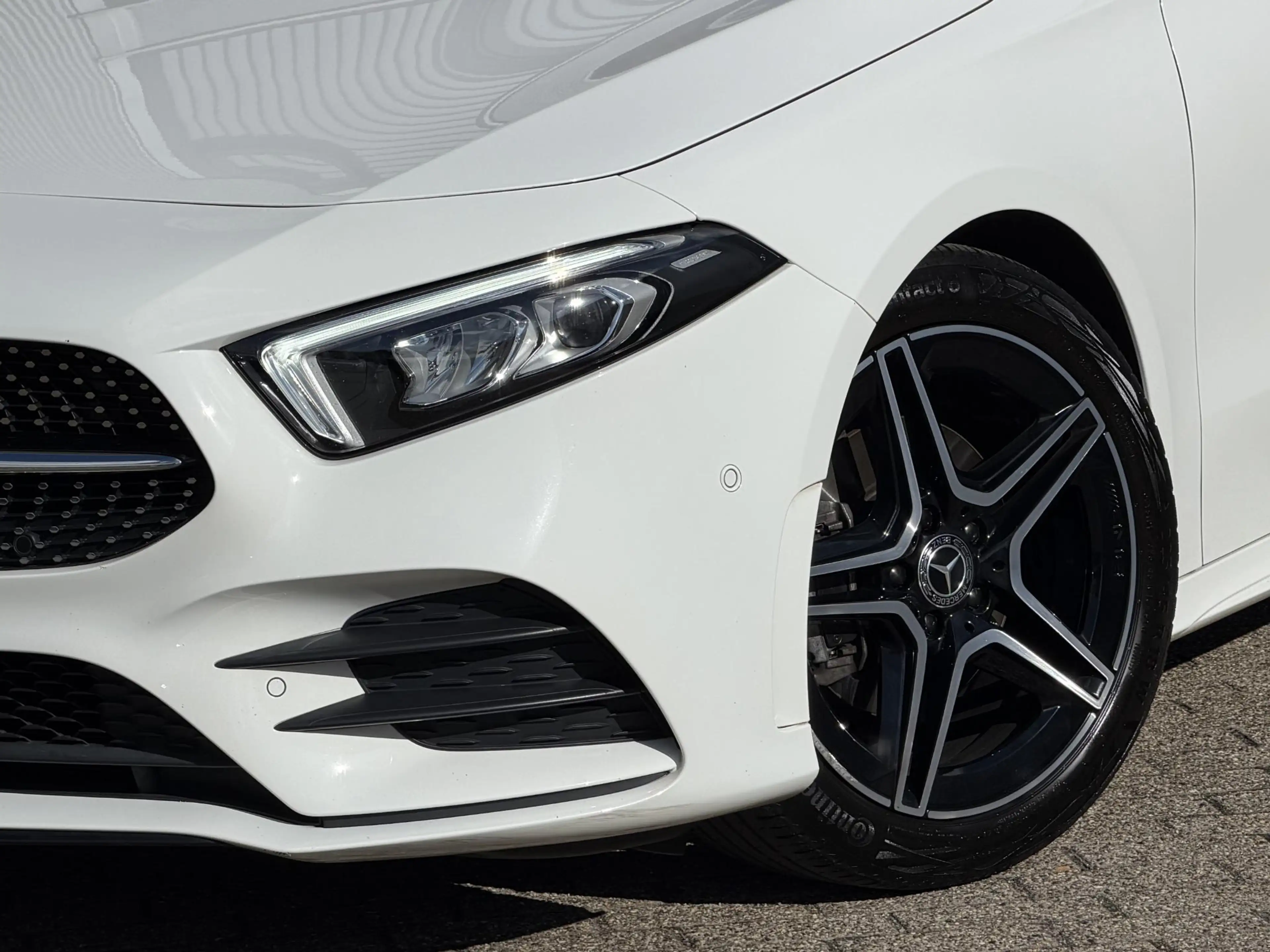 Mercedes-Benz A 180 Premium AMG Line | Pano-Dak/Sfeer/Camera/18-inch — photo 13