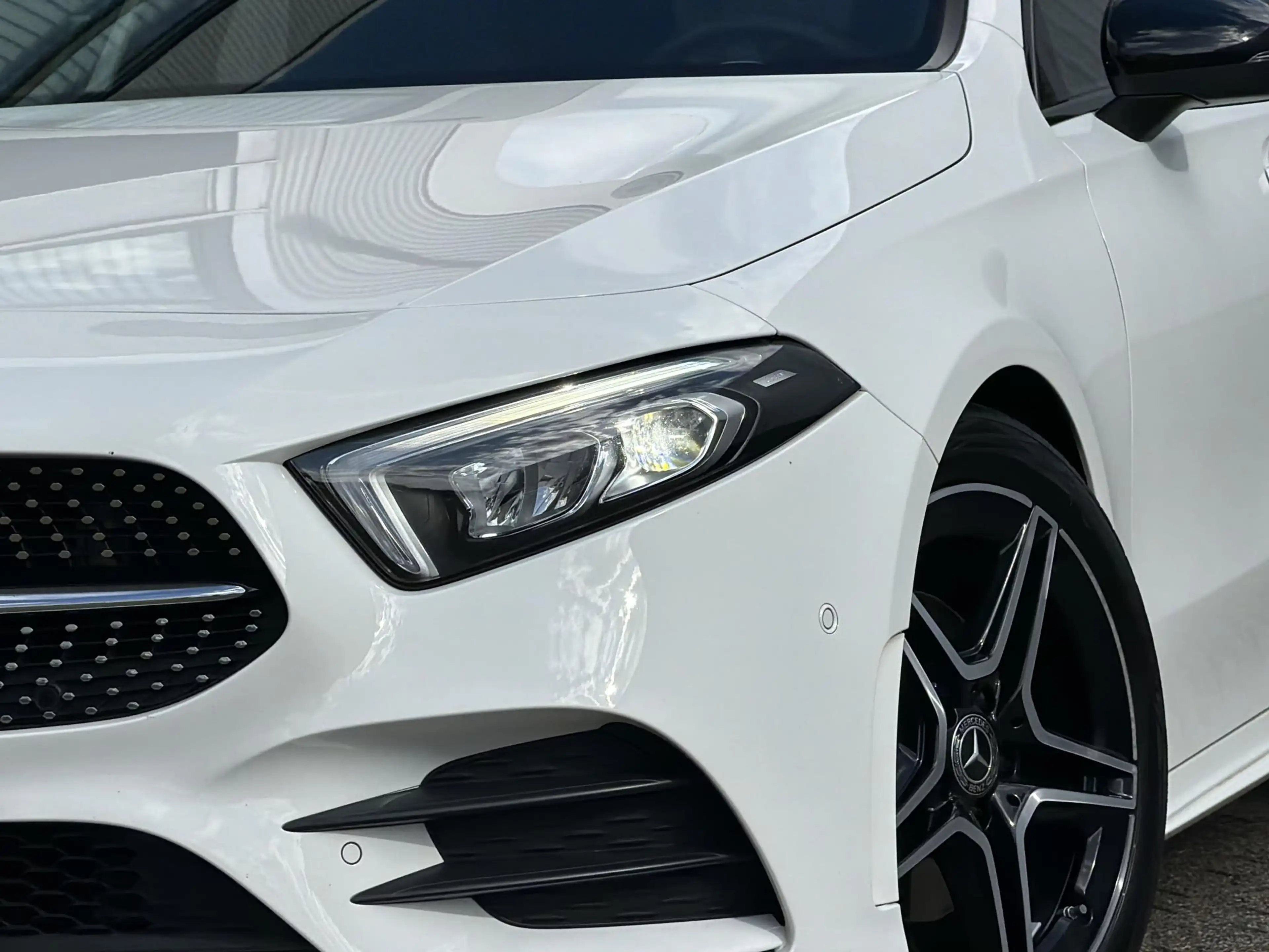 Mercedes-Benz A 180 Premium AMG Line | Pano-Dak/Sfeer/Camera/18-inch — photo 8