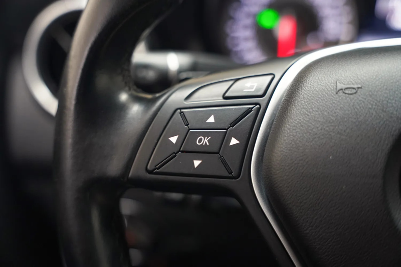 Mercedes-Benz CLA 200 Ambition [ Cruise control Climate control Leder Na — photo 15