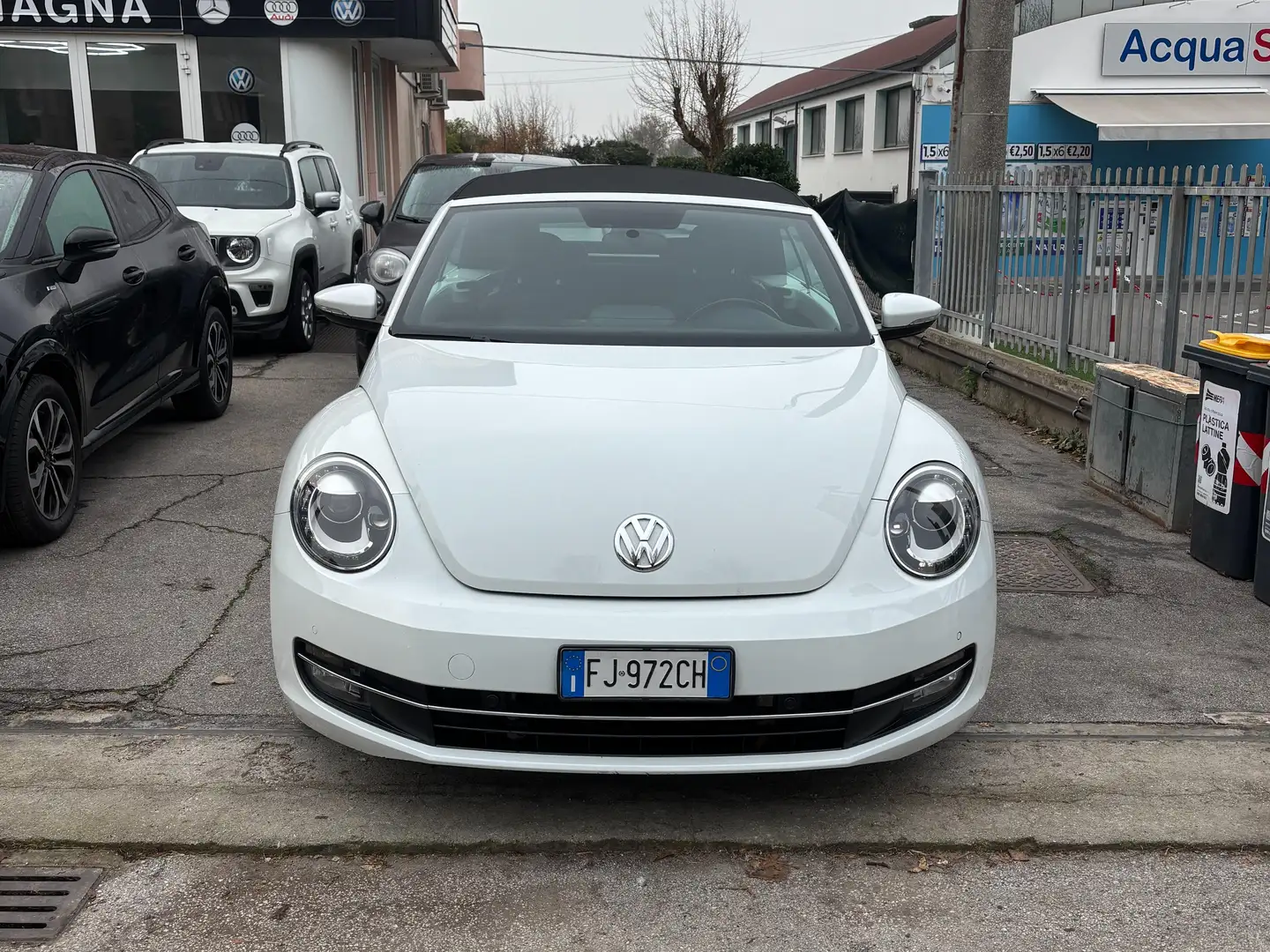Volkswagen Maggiolino Maggiolino Cabrio 2.0 tdi Design NESSUN VINCOLO Beyaz - 1