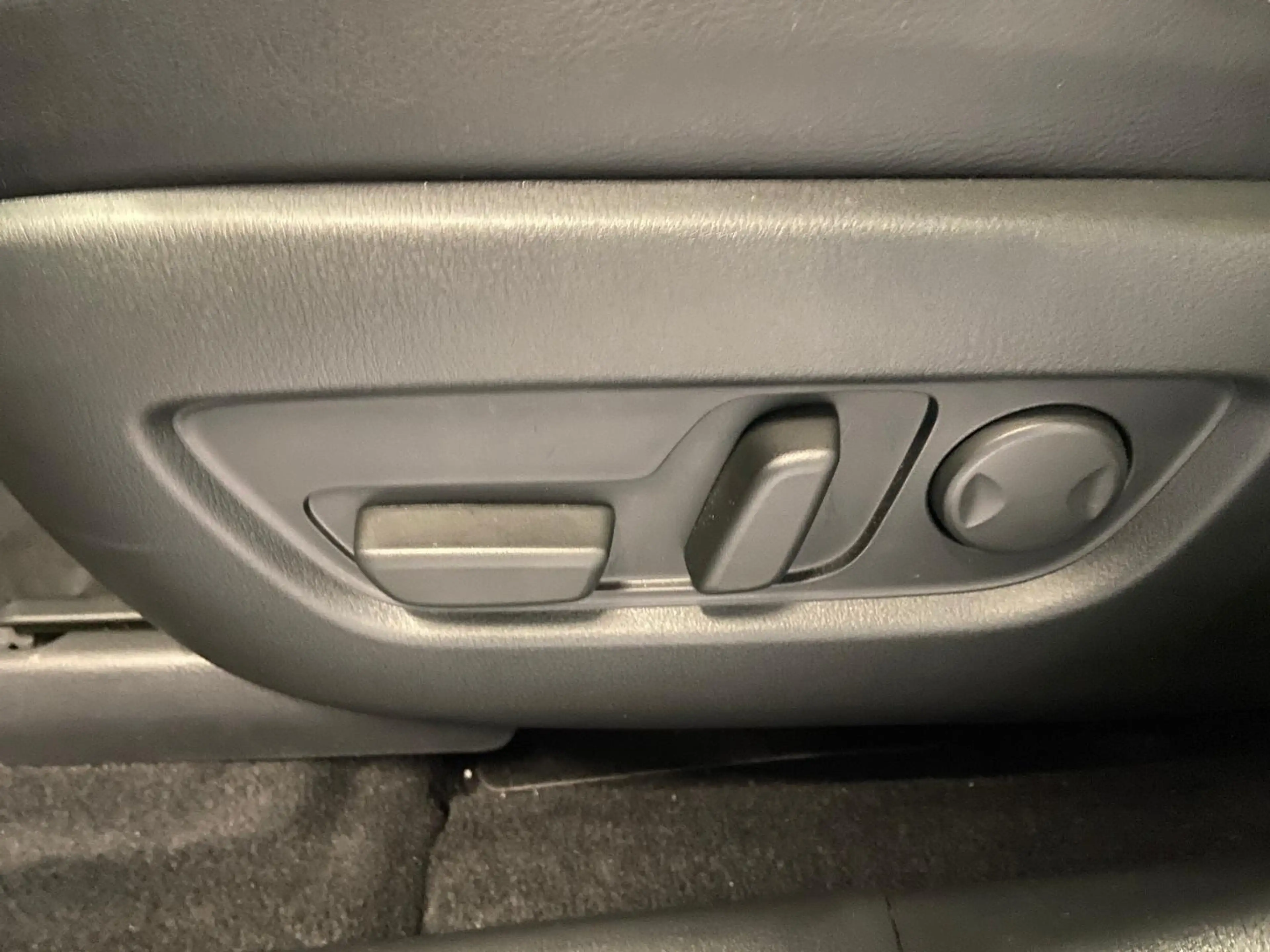 Mazda CX-60 Homura Plus Hybrid AWD — photo 15