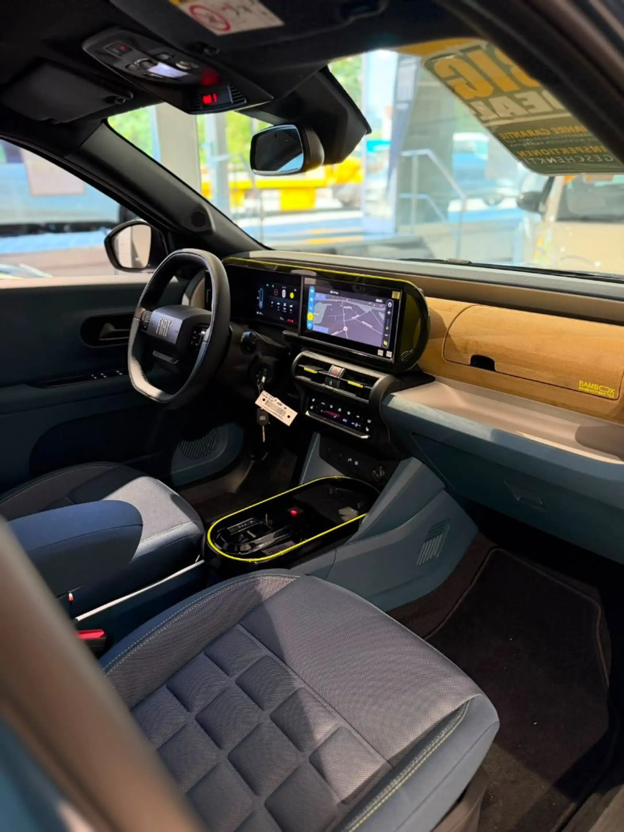 Fiat Grande Panda 1.2 74 kW La Prima LED+Navi+SHZ+PDC — photo 14