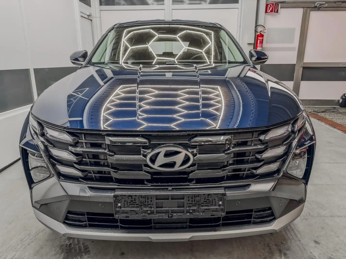 Hyundai TUCSON TREND SHZ NAVI PDC RFK 1.6 T-GDi LP 110,3kW/150... Blau - 2