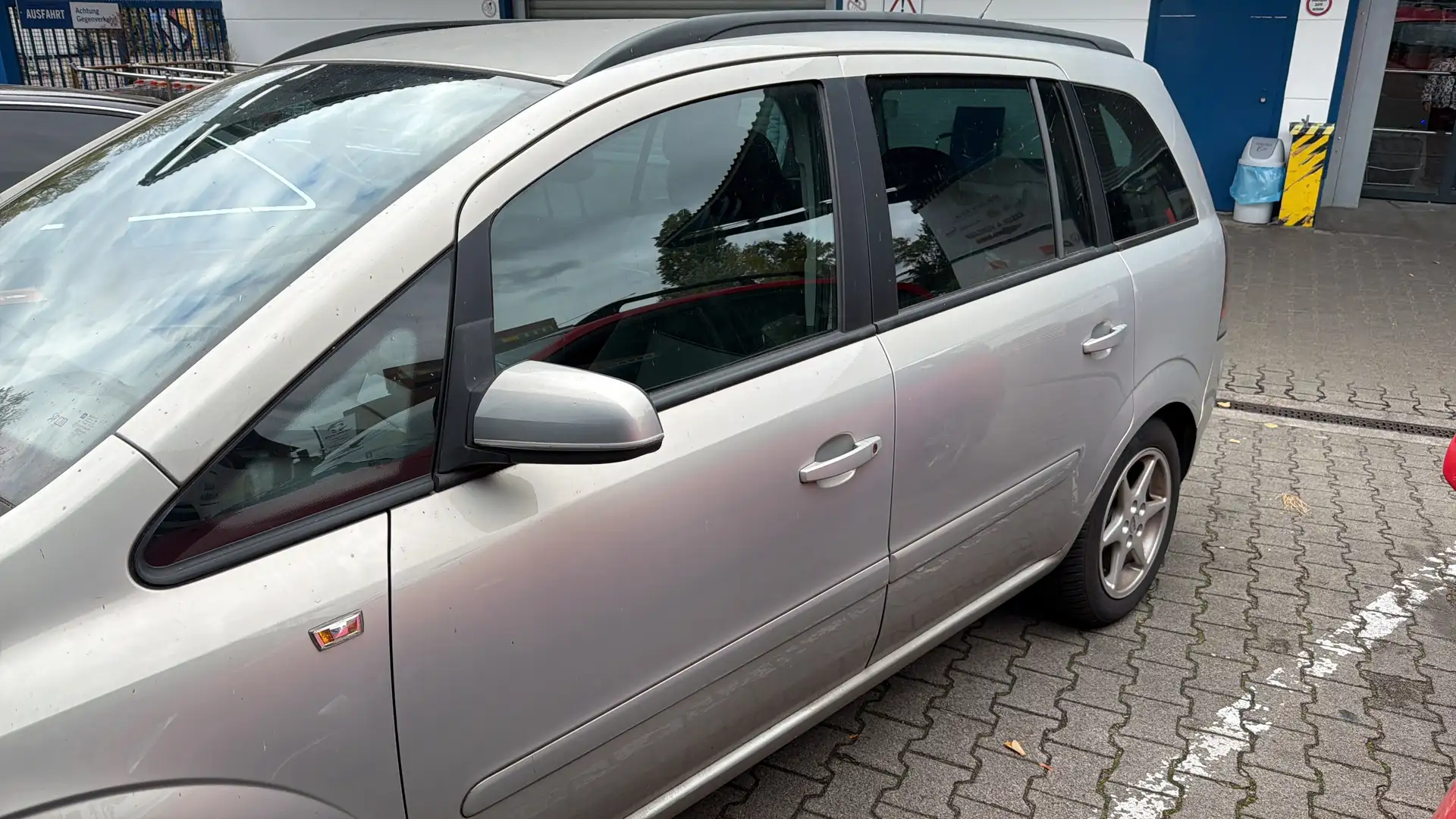 Opel Zafira 1.9 CDTI Automatik Edition - 2