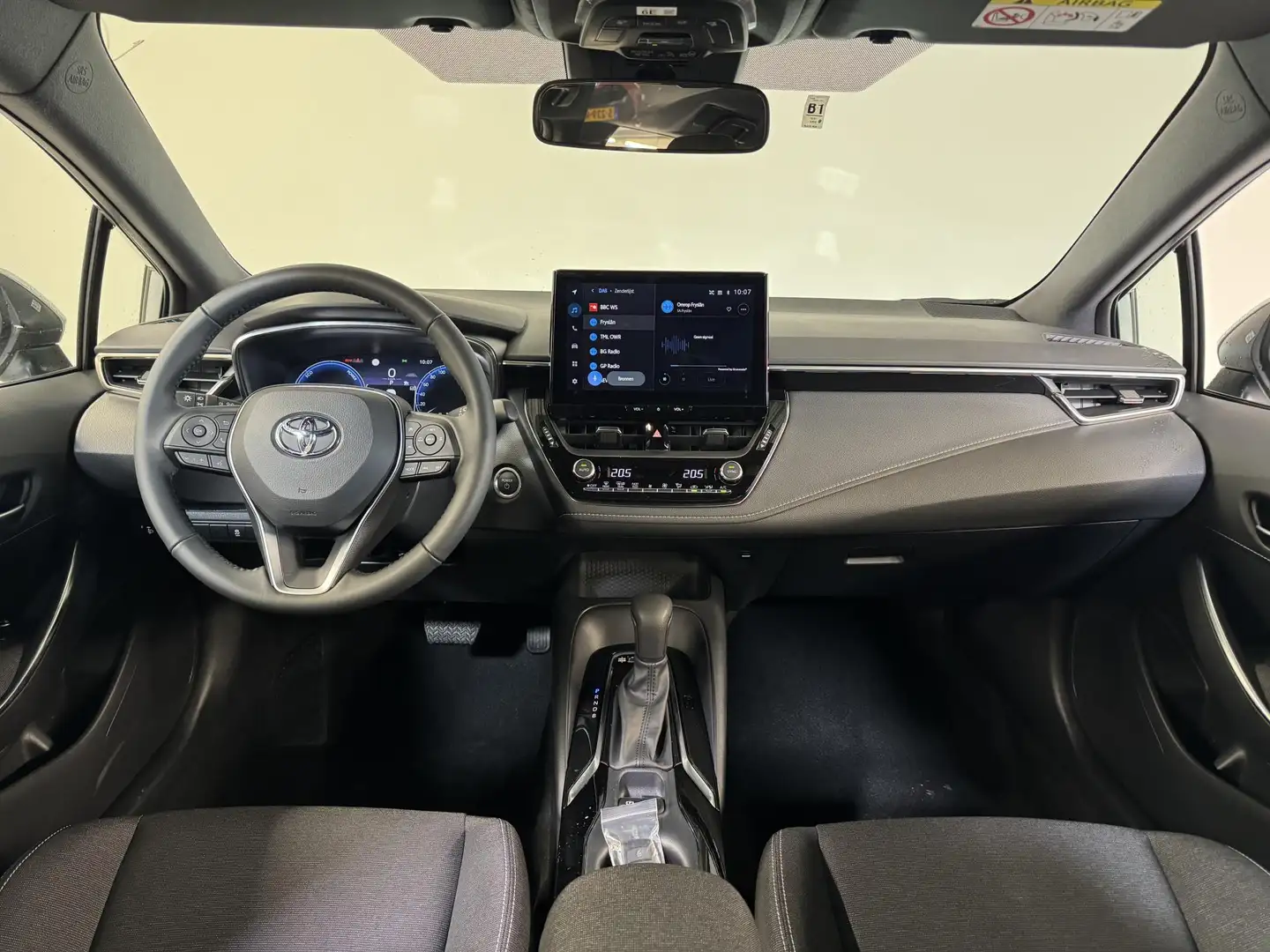 Toyota Corolla Touring Sports Hybrid 140 Active | Camera | Naviga Grau - 2