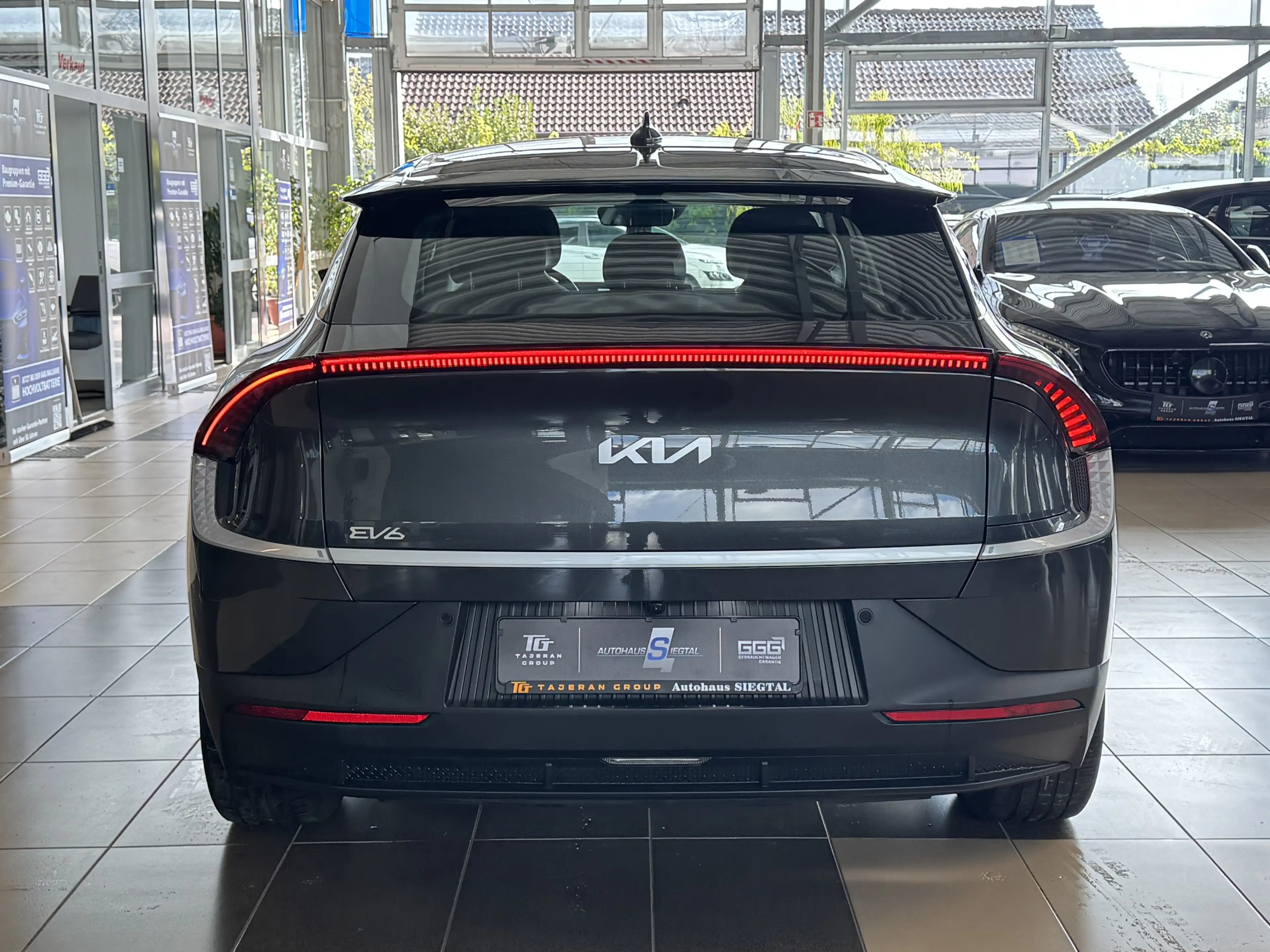 Kia EV6 Teil-Leder RCam Navi Wärmepumpe SHZ LED ACC — photo 6