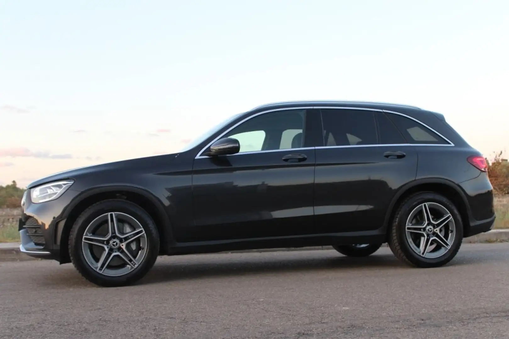 Mercedes-Benz GLC 200 d Premium 4matic *AMG *Virtual Cockpit *Pelle Gri - 2