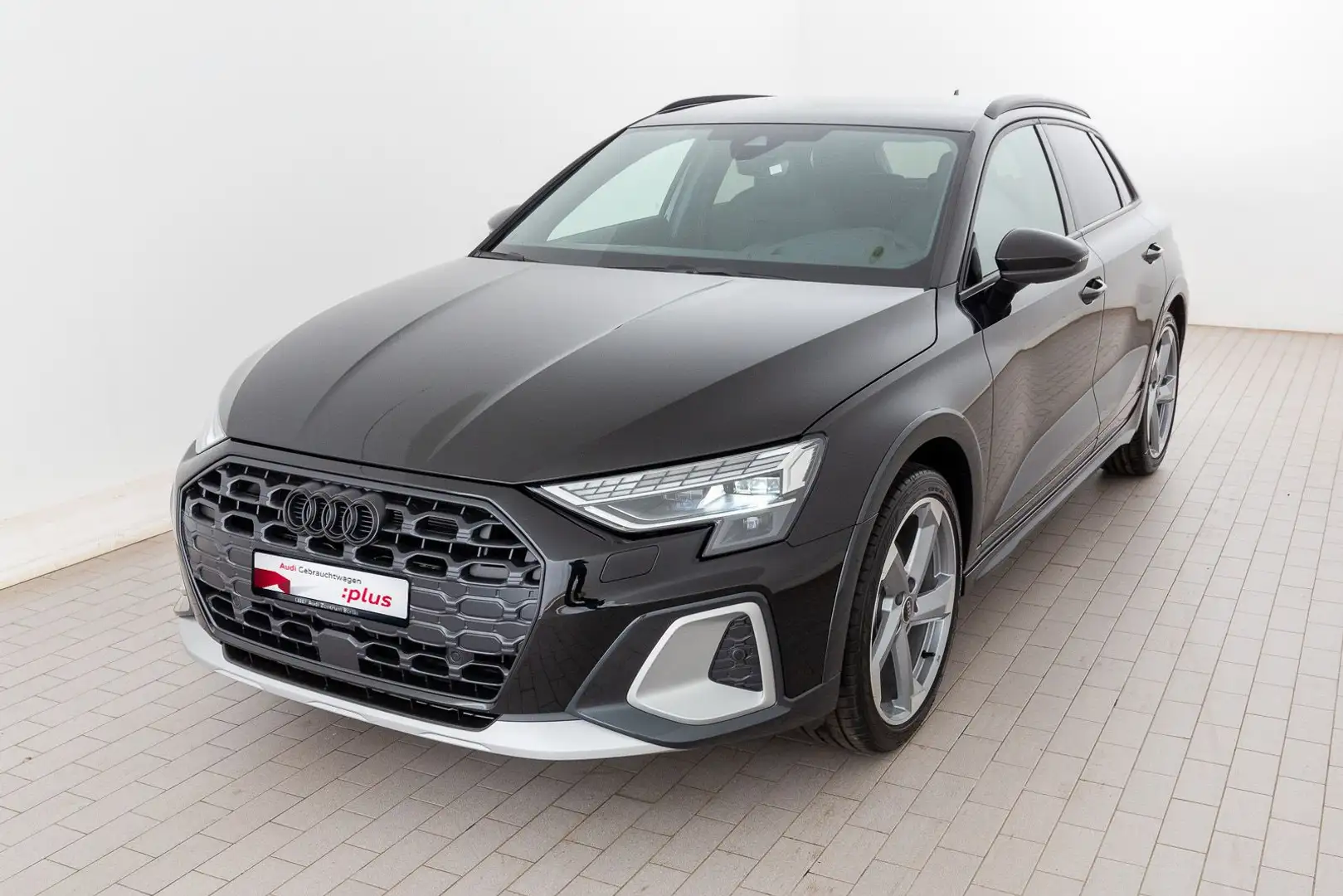 Audi A3 35 TFSI S tronic Schwarz - 2