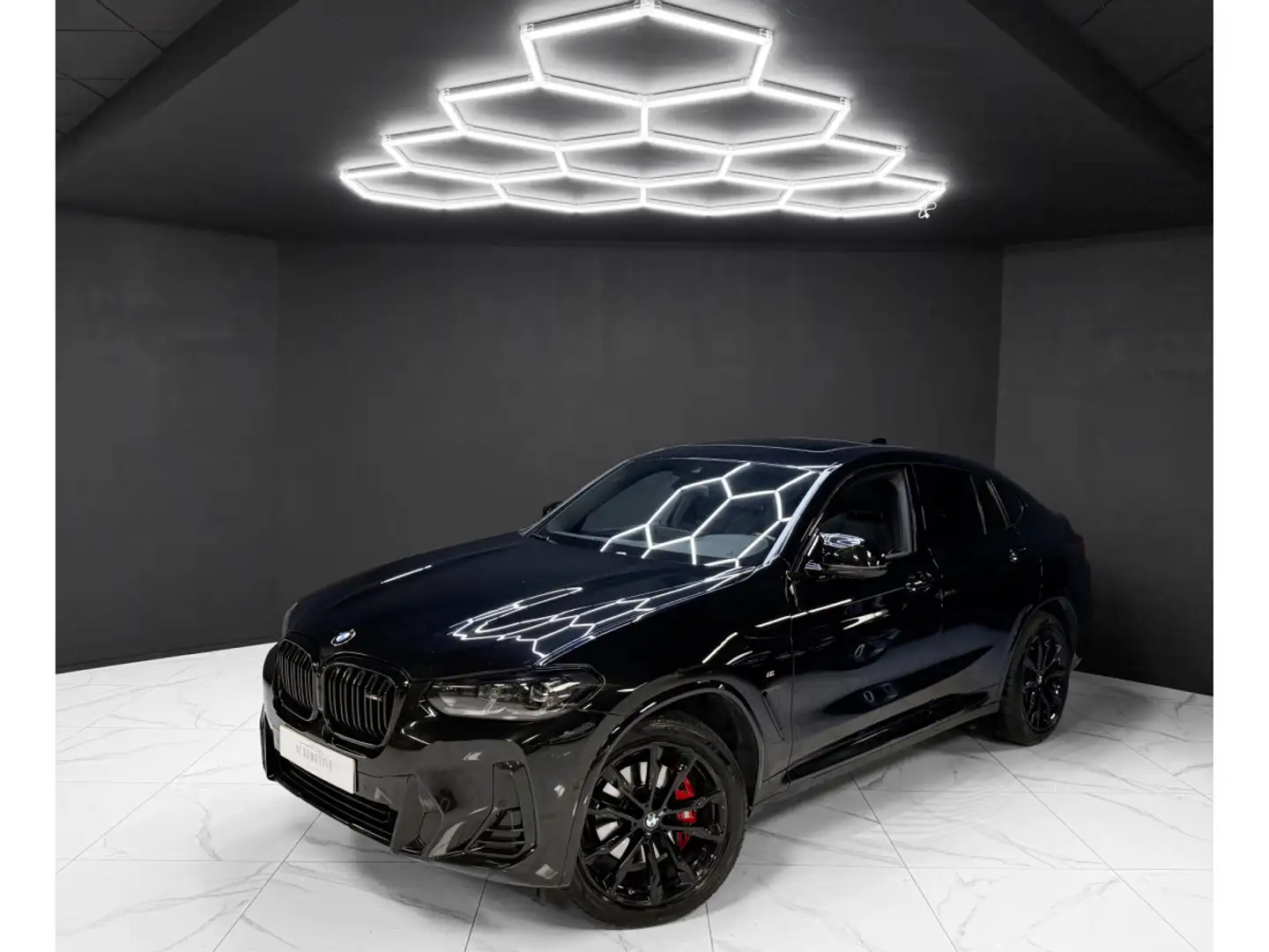 BMW X4 M 40 X4 M40 D Schwarz - 1