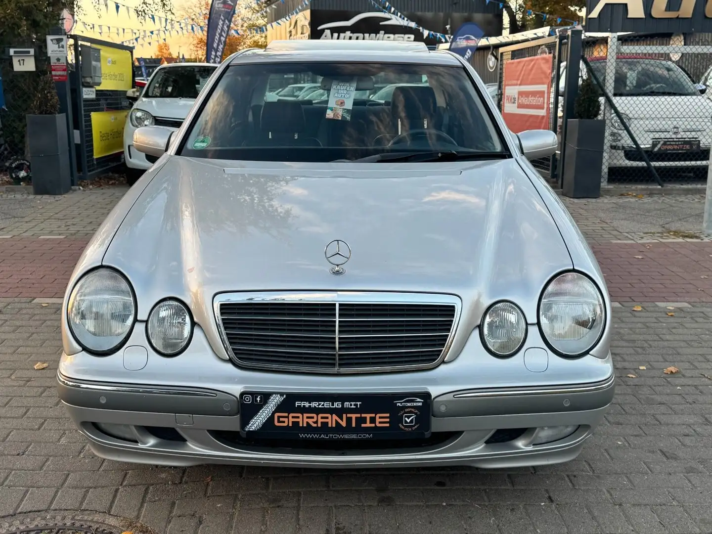Mercedes-Benz E 280 4MATIC ELEGANCE*Aut.*Xenon*Leder*Voll*1HD! Argintiu - 2