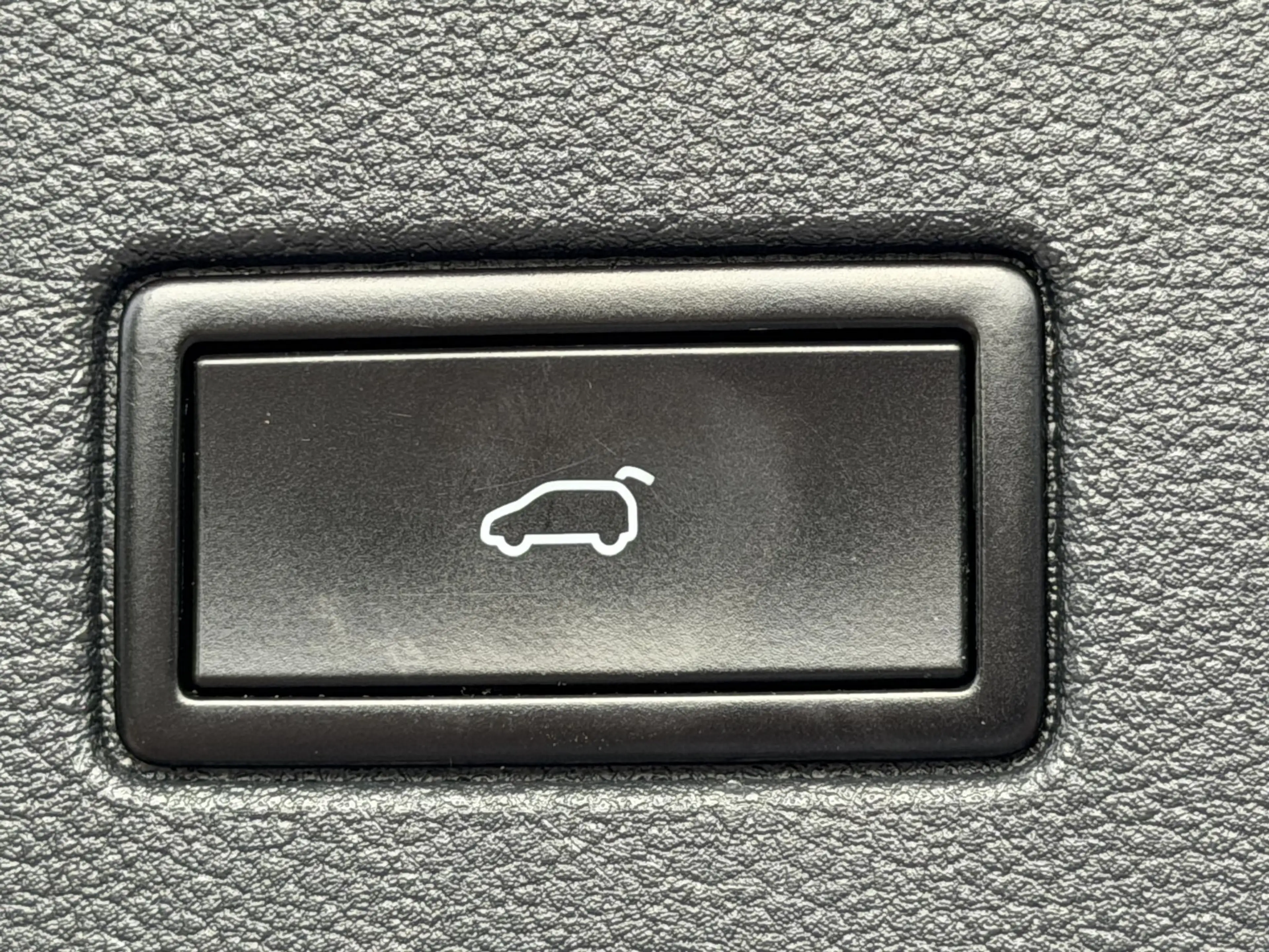Volkswagen Touran 1.4 TSI Highline | trekhaak | camera | App-Navi — photo 21