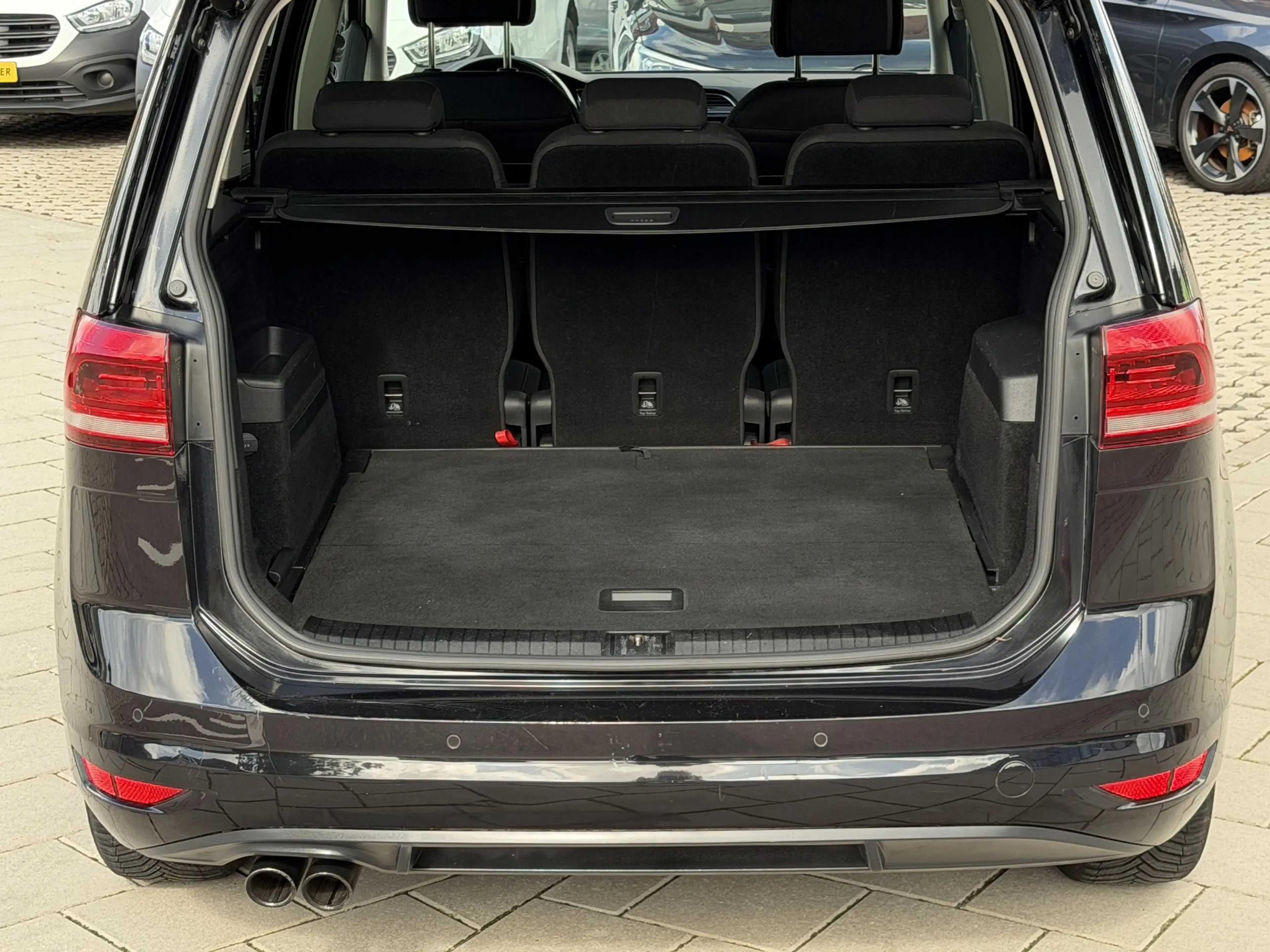 Volkswagen Touran 1.4 TSI Highline | trekhaak | camera | App-Navi — photo 20
