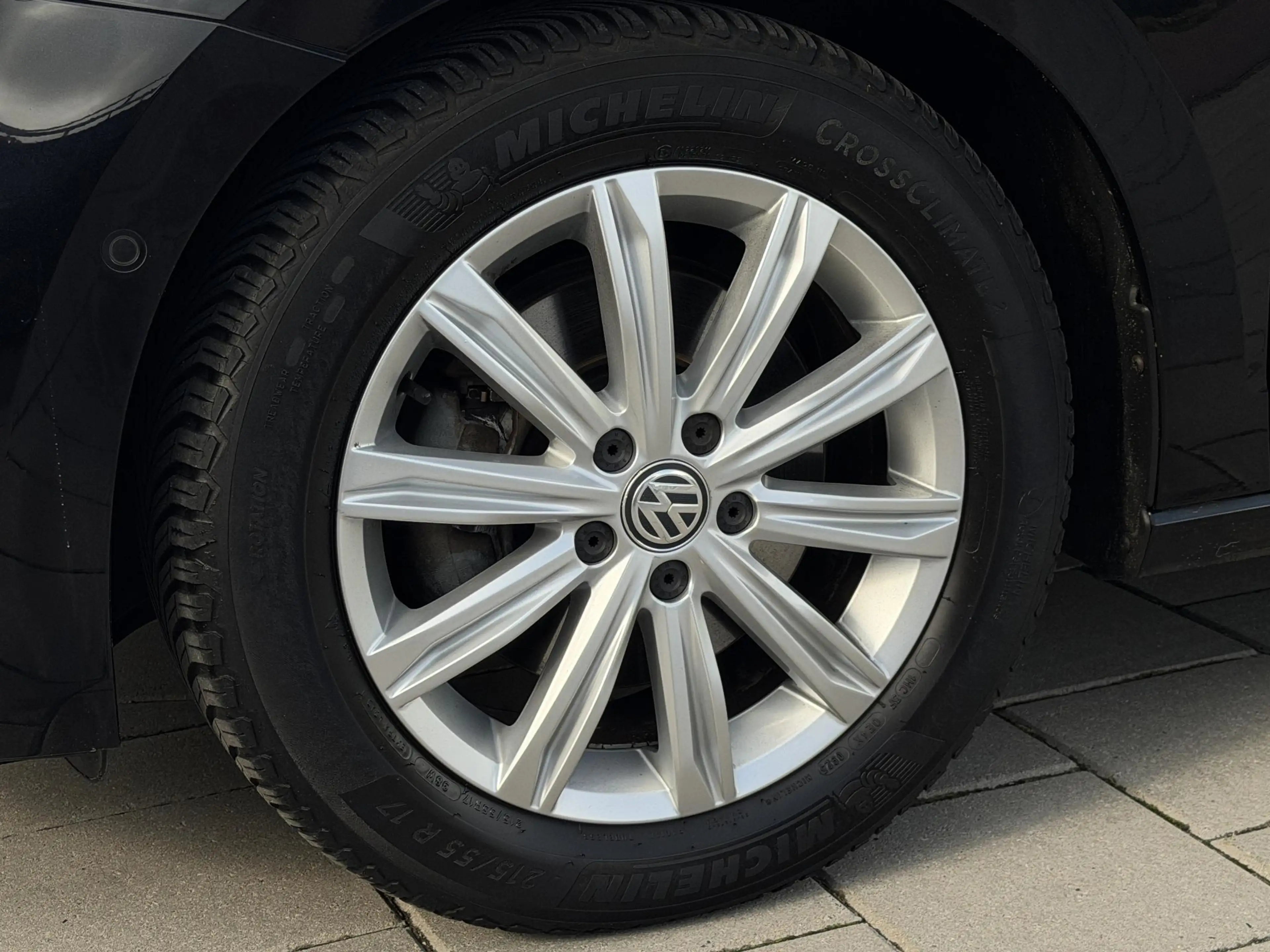 Volkswagen Touran 1.4 TSI Highline | trekhaak | camera | App-Navi — photo 8